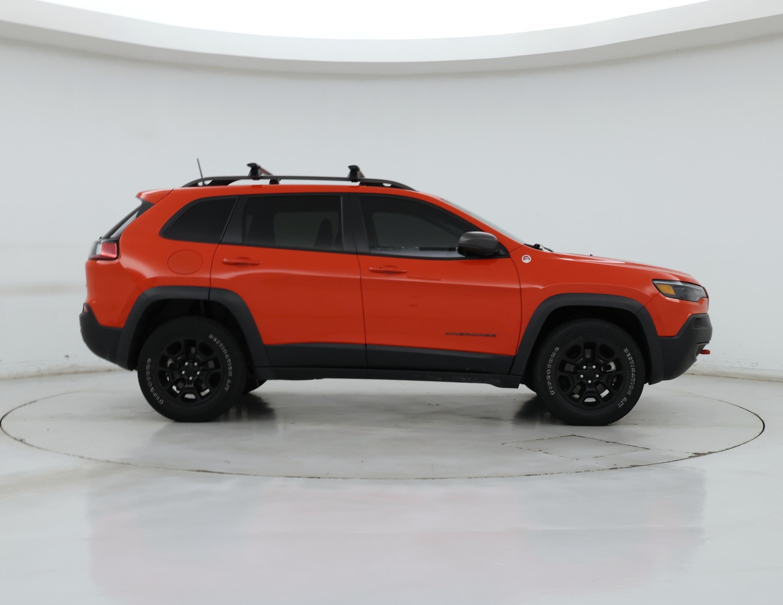 Thumbnail: 2021 Jeep Cherokee - 7