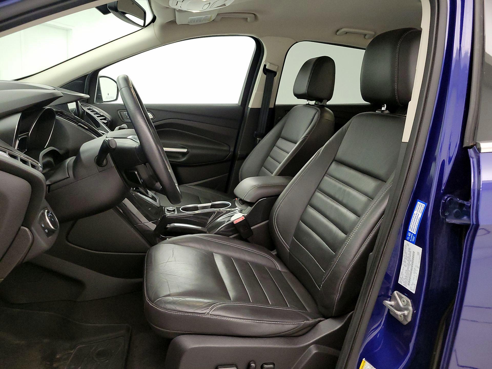 Thumbnail: 2016 Ford Escape - 11
