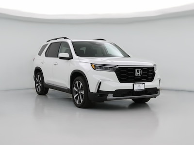 White 2025 Honda Pilot Touring