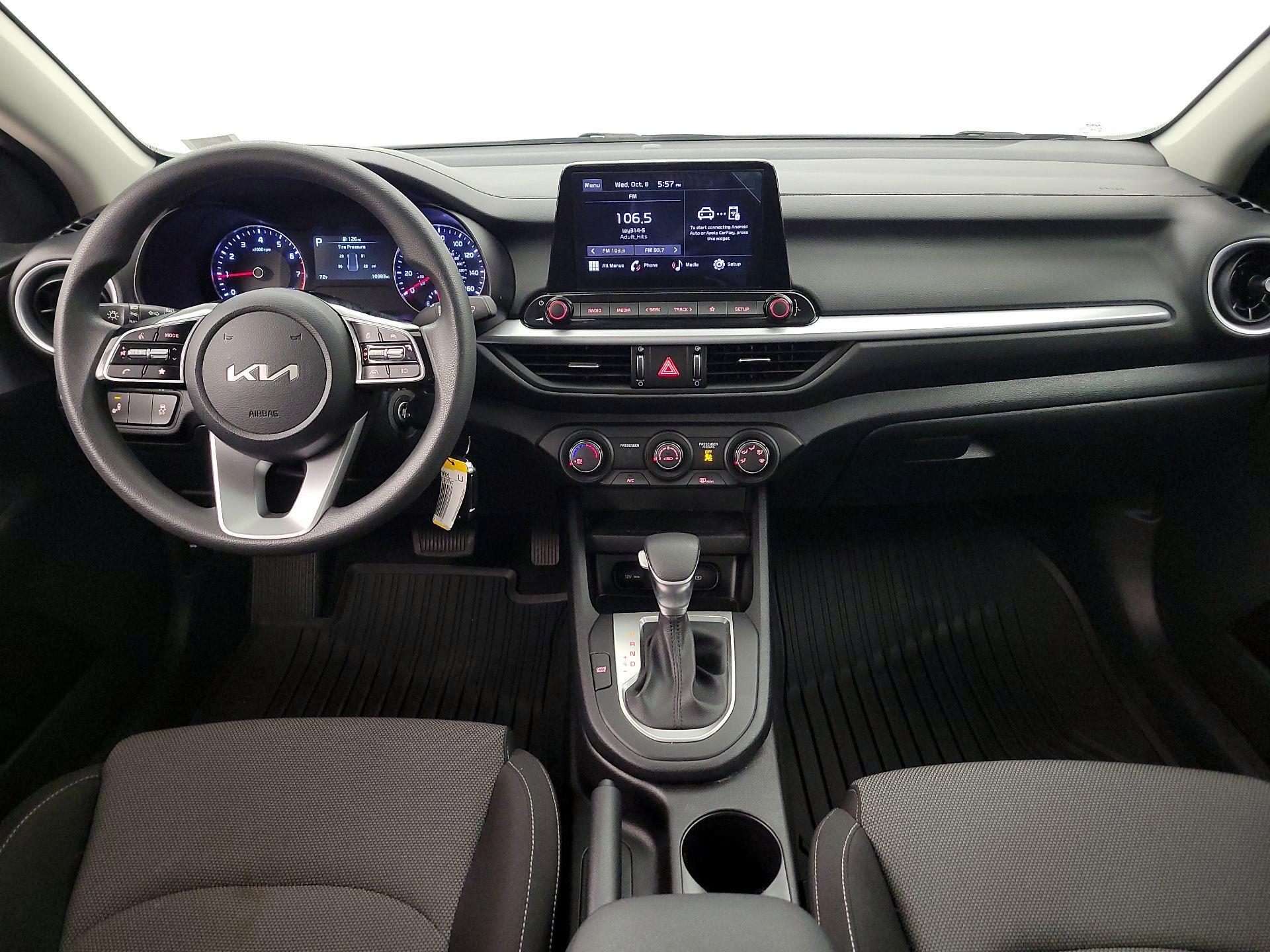 Thumbnail: 2024 Kia Forte - 9