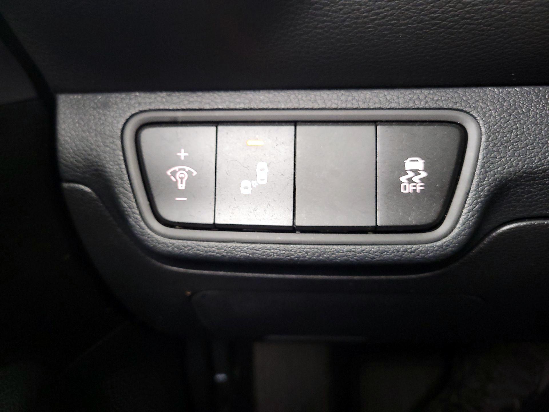 Thumbnail: 2024 Kia Forte - 13