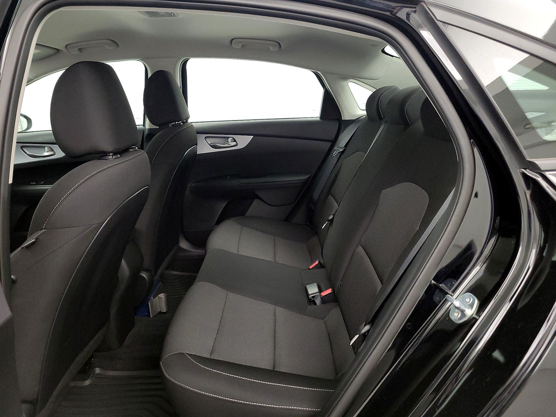 Thumbnail: 2024 Kia Forte - 19