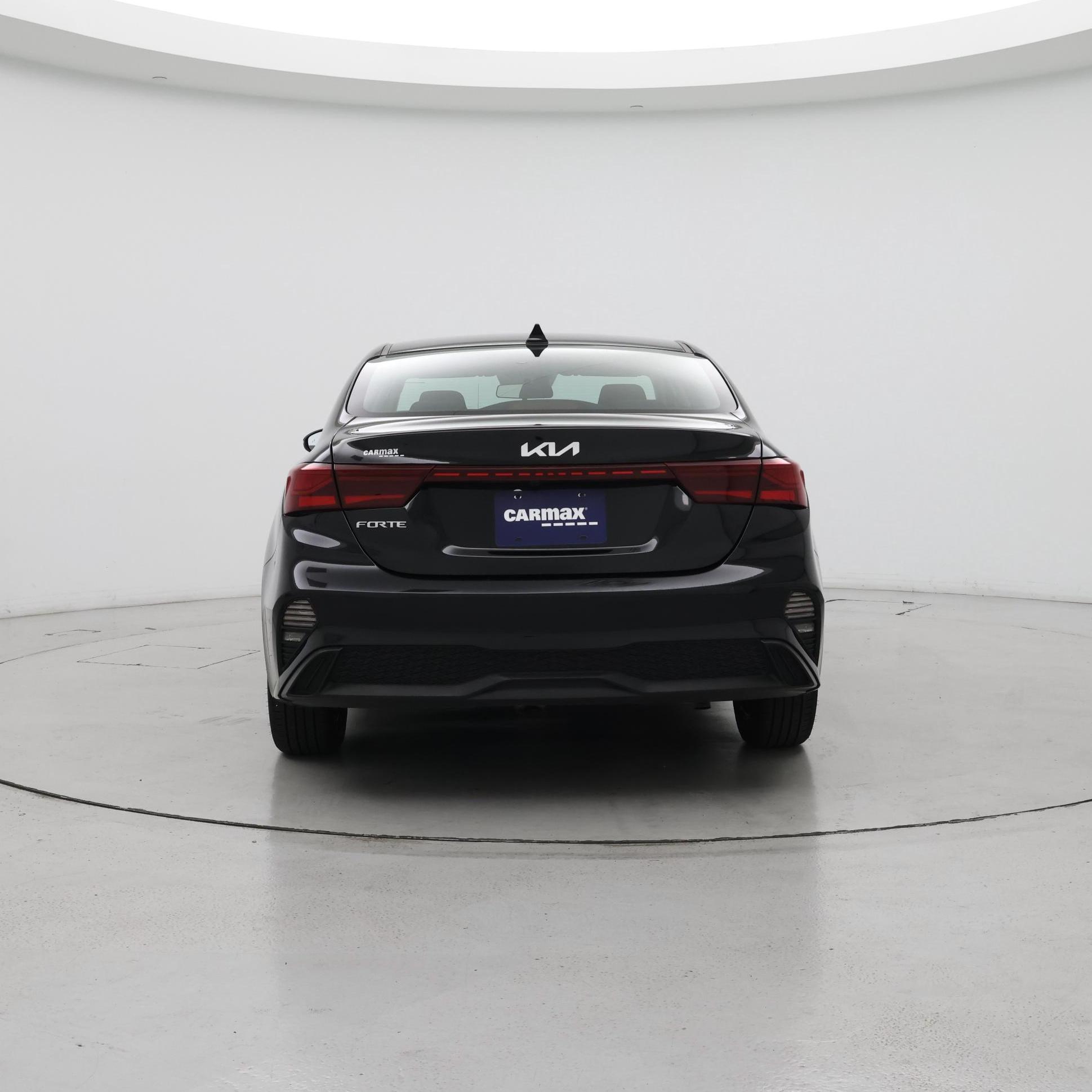 Thumbnail: 2024 Kia Forte - 6