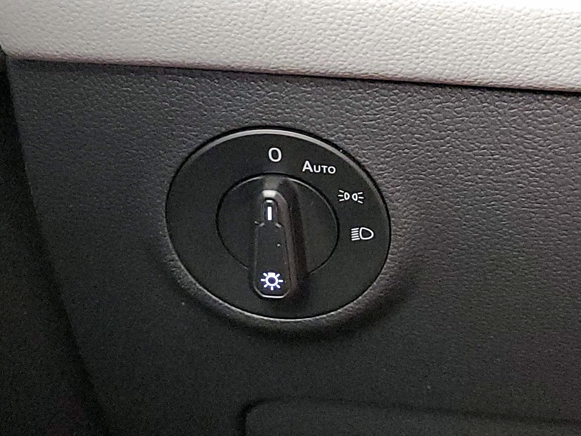 Thumbnail: 2023 Volkswagen Taos - 13