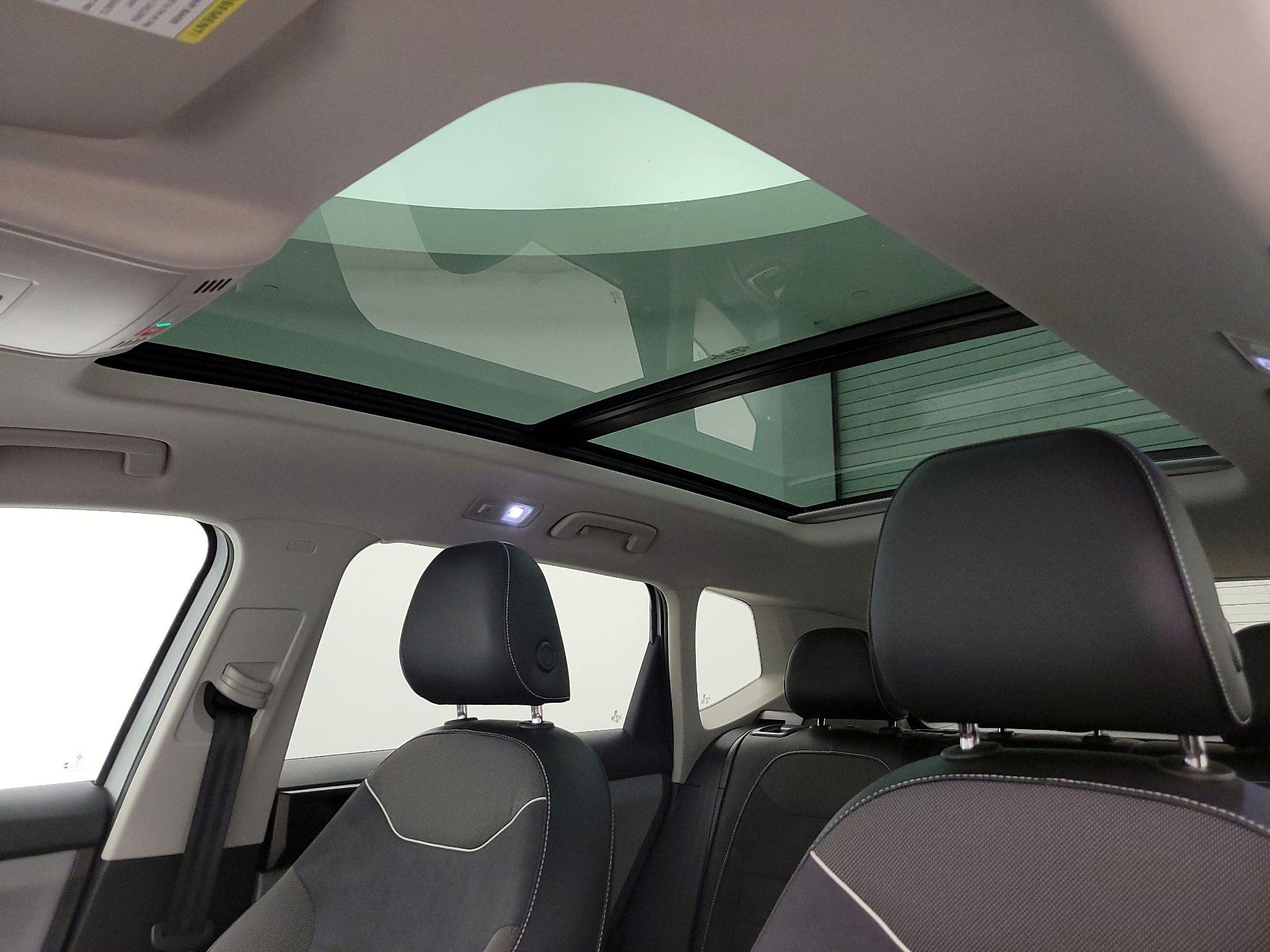 Thumbnail: 2023 Volkswagen Taos - 19