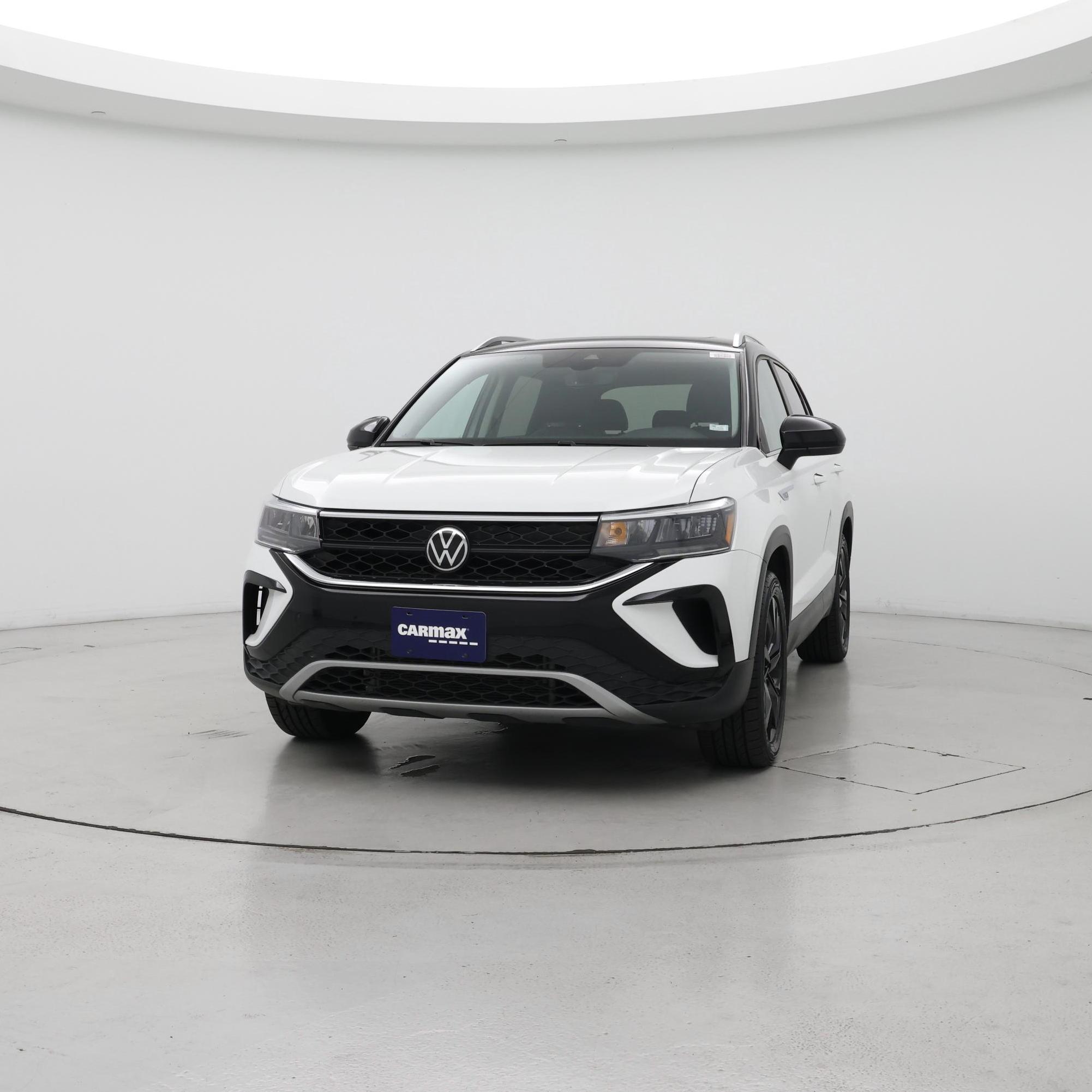 Thumbnail: 2023 Volkswagen Taos - 4