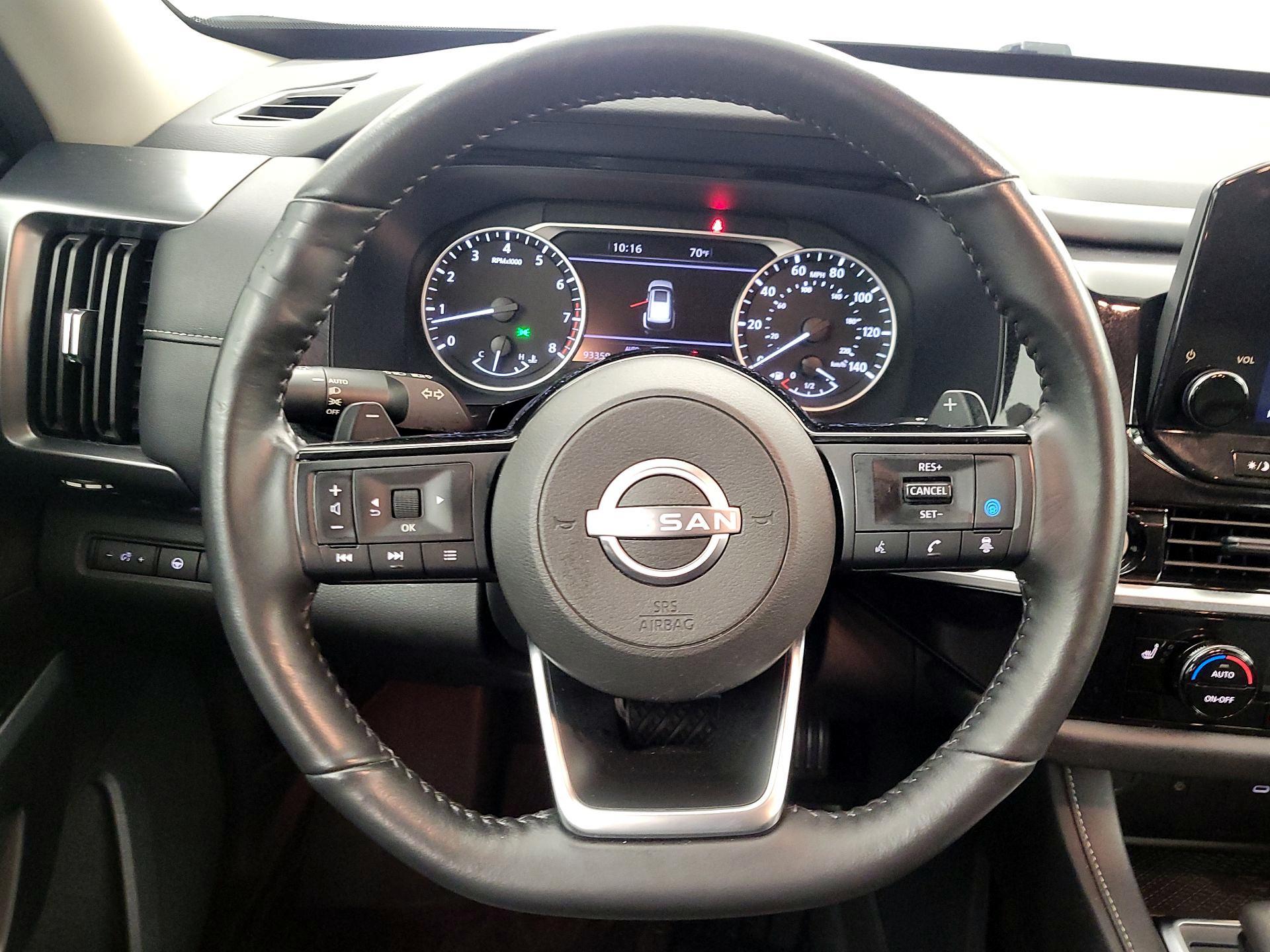 Thumbnail: 2024 Nissan Pathfinder - 10