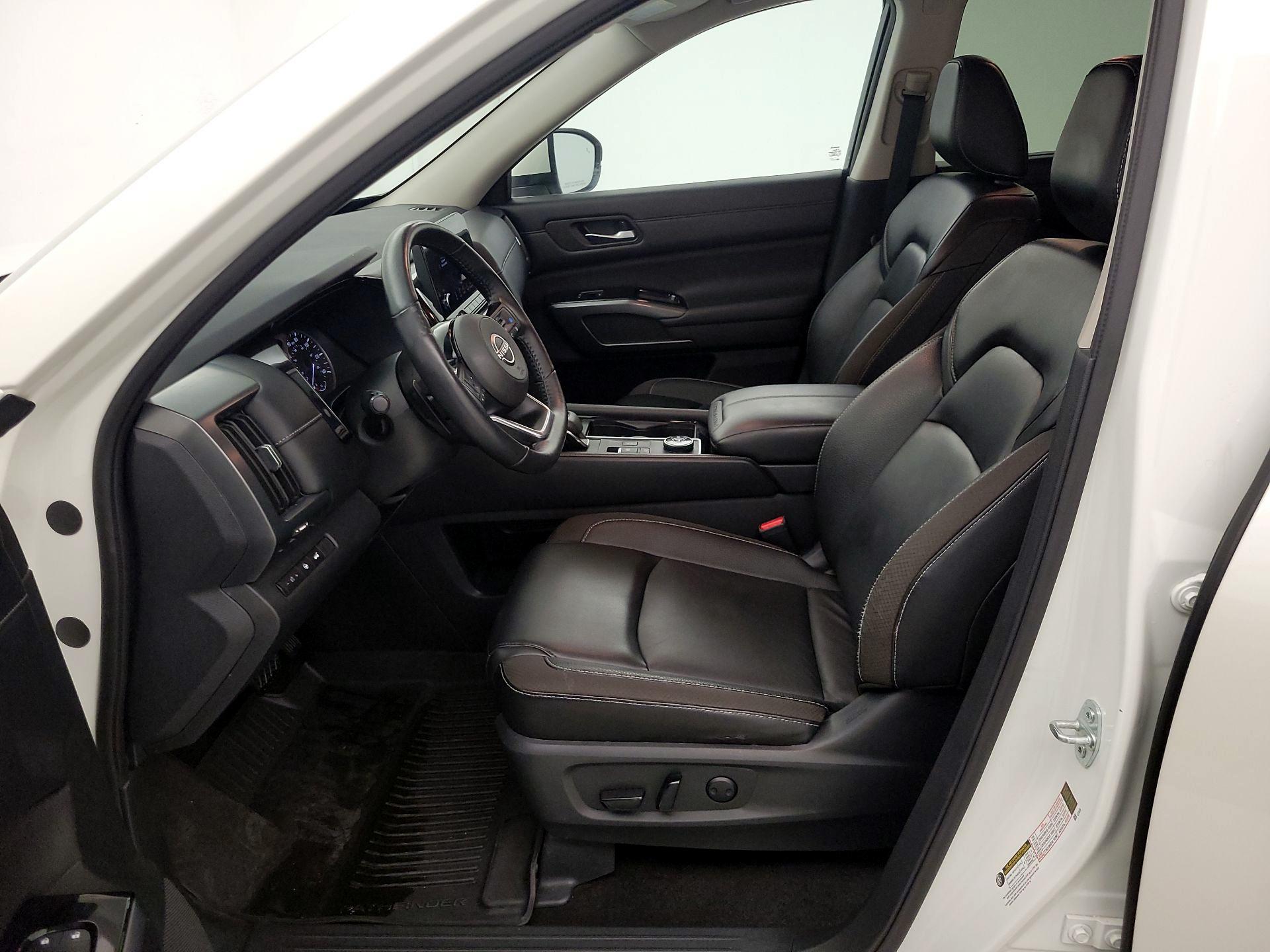 Thumbnail: 2024 Nissan Pathfinder - 11