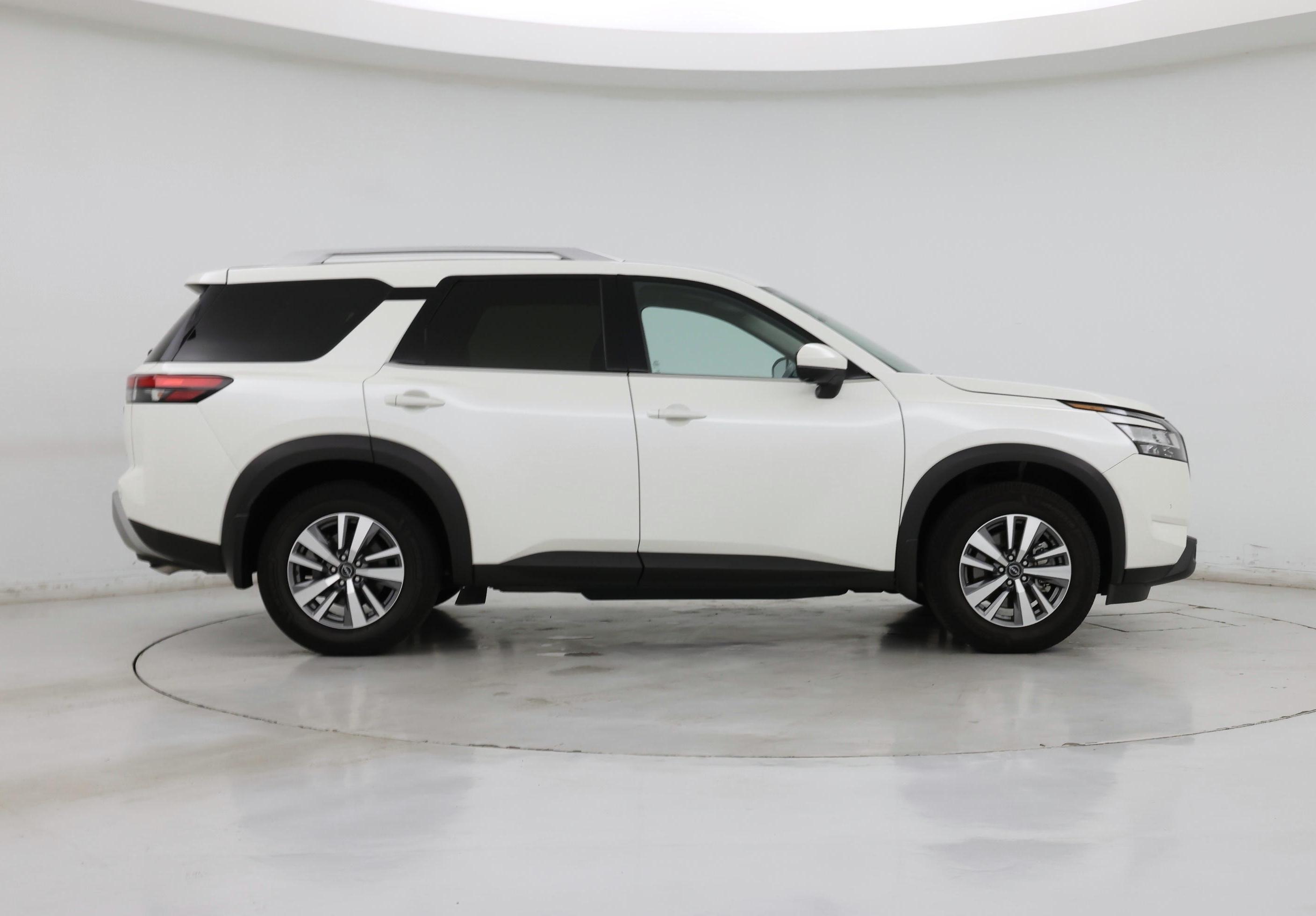 Thumbnail: 2024 Nissan Pathfinder - 7