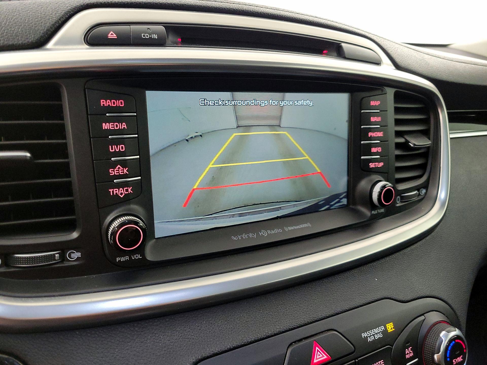 Thumbnail: 2016 Kia Sorento - 15