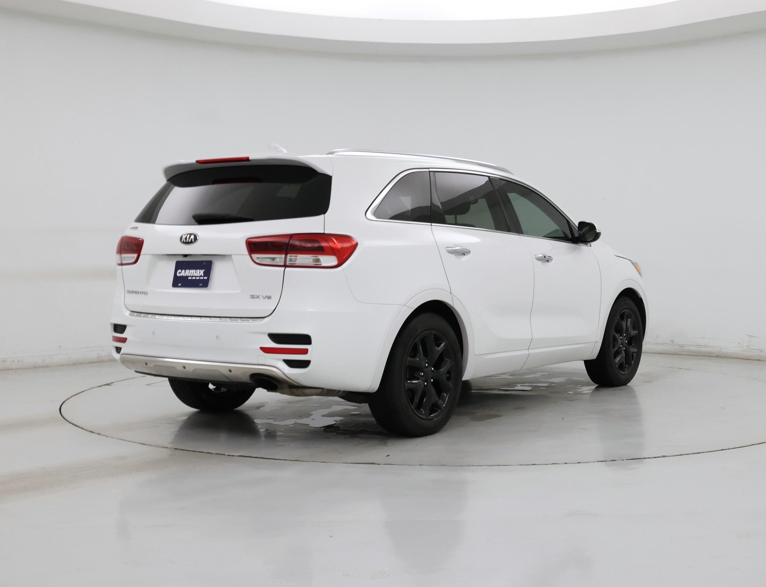 Thumbnail: 2016 Kia Sorento - 8