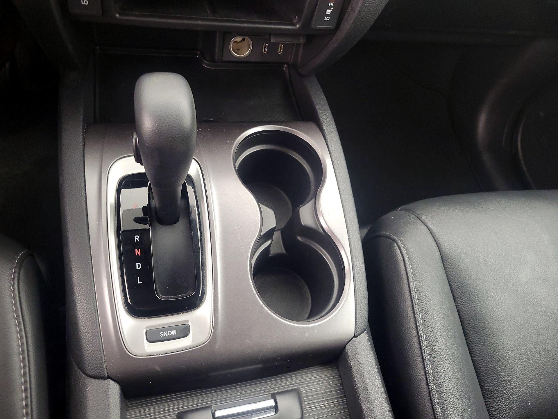 Thumbnail: 2018 Honda Pilot - 17