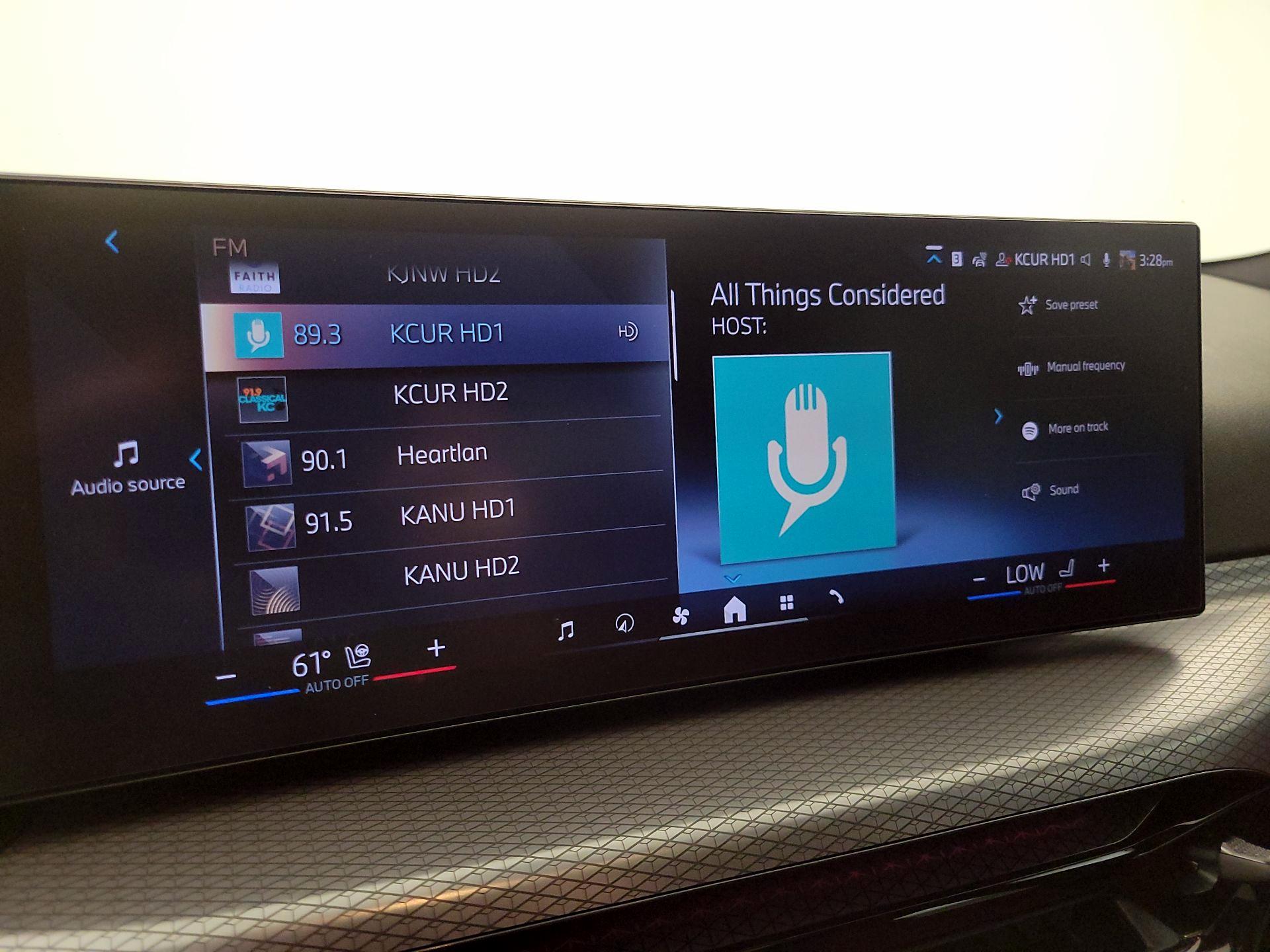 Thumbnail: 2025 BMW 3 Series - 16