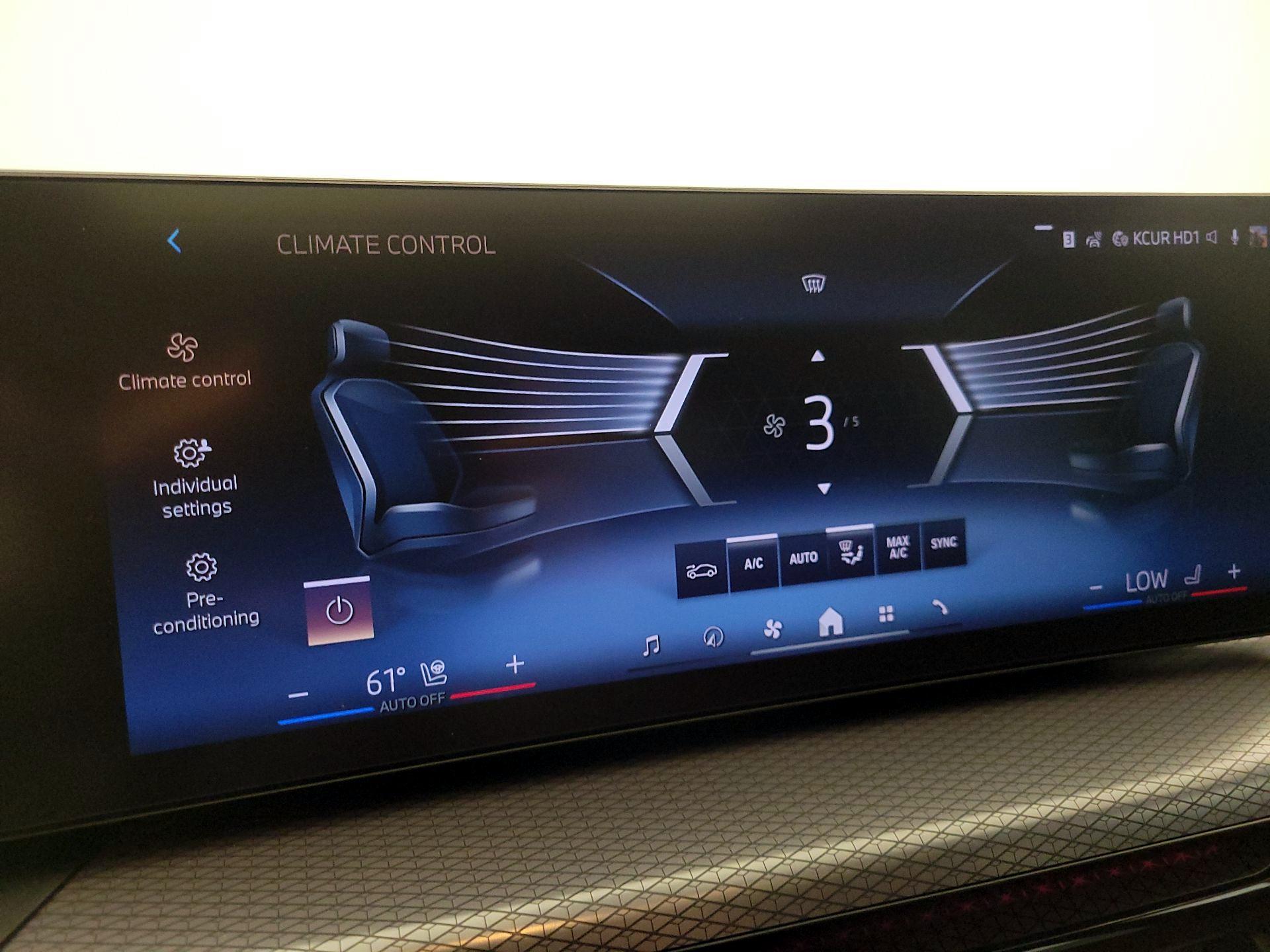 Thumbnail: 2025 BMW 3 Series - 17