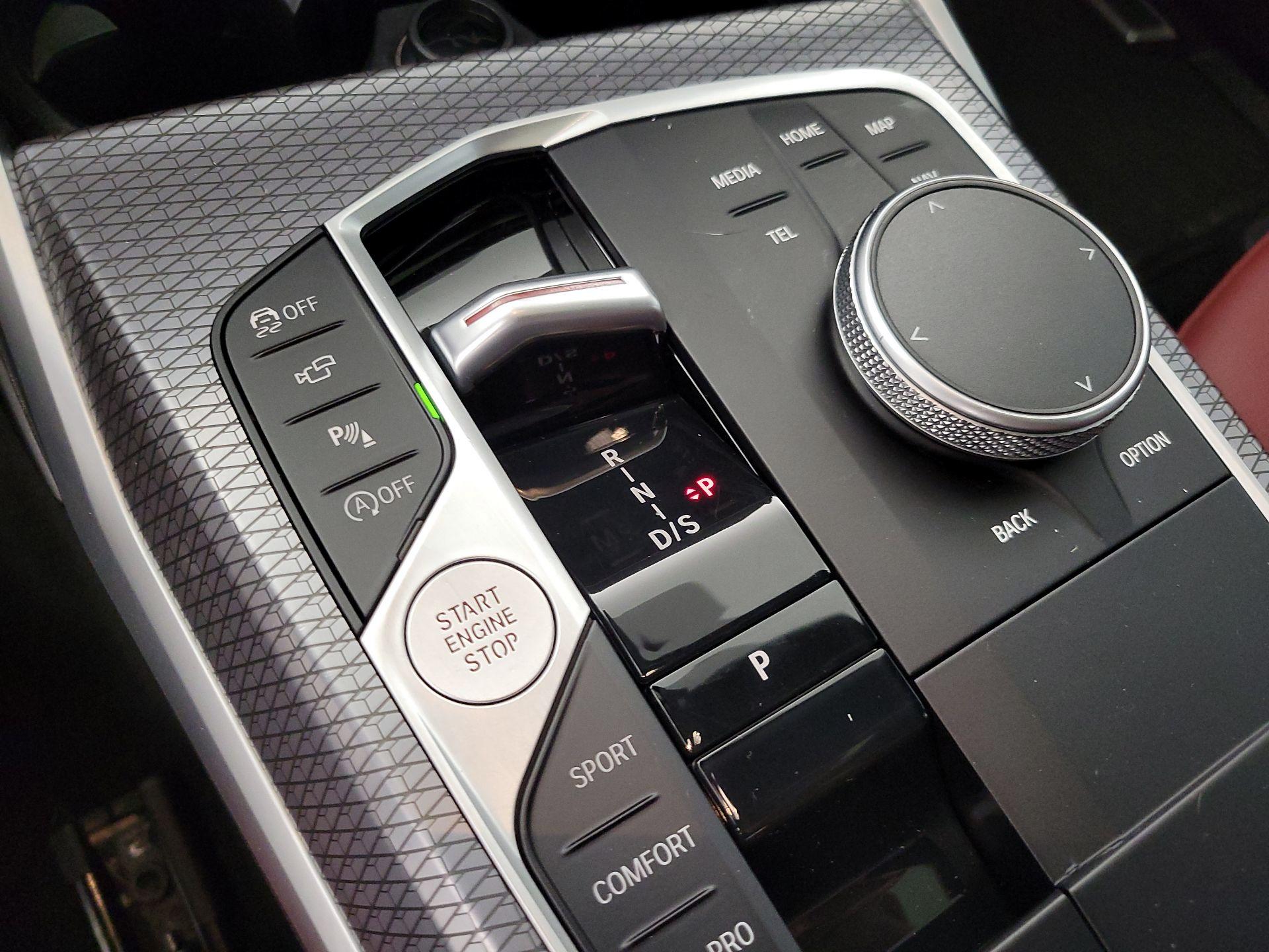 Thumbnail: 2025 BMW 3 Series - 18