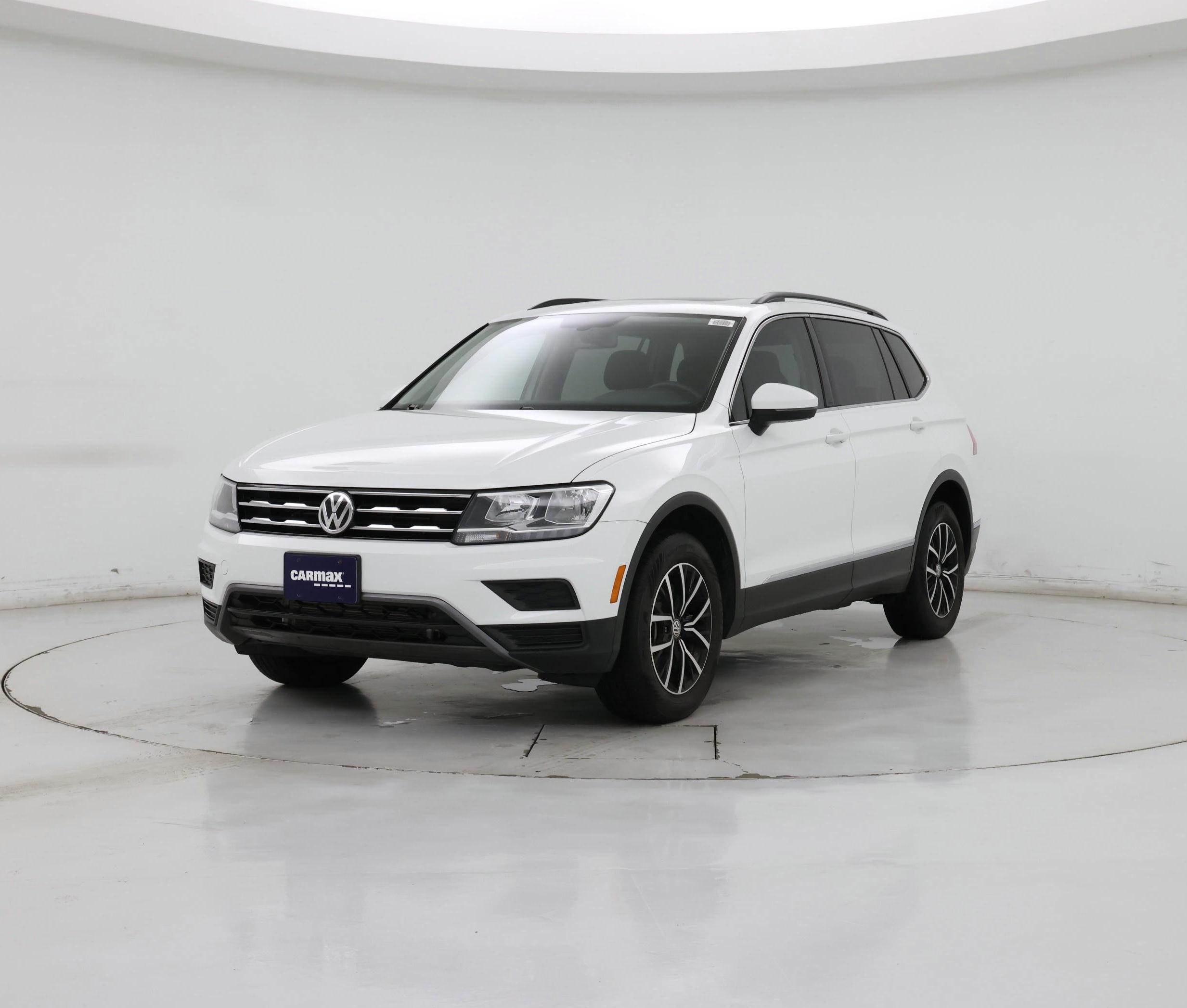 Thumbnail: 2021 Volkswagen Tiguan - 4