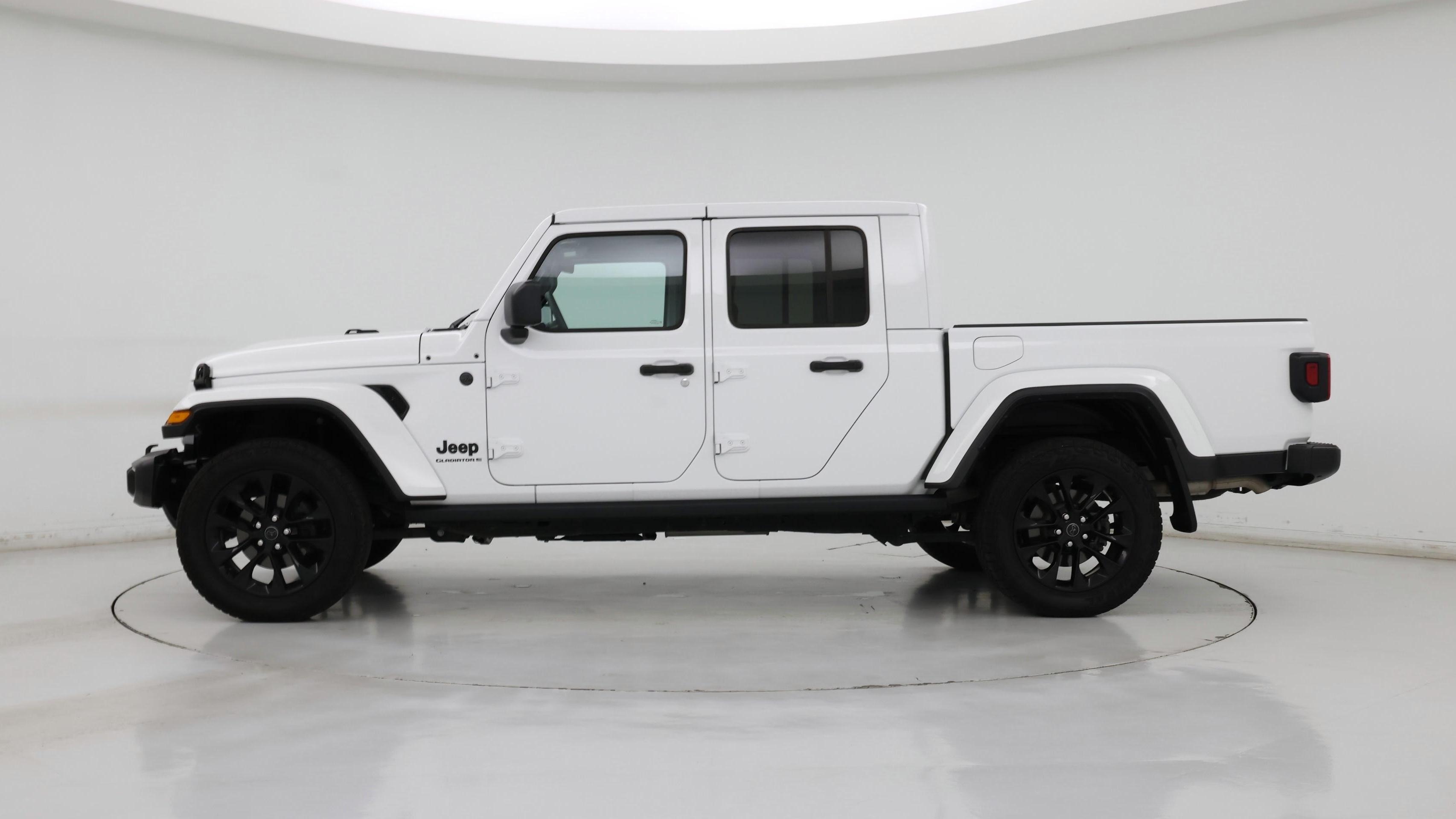 Thumbnail: 2024 Jeep Gladiator - 3