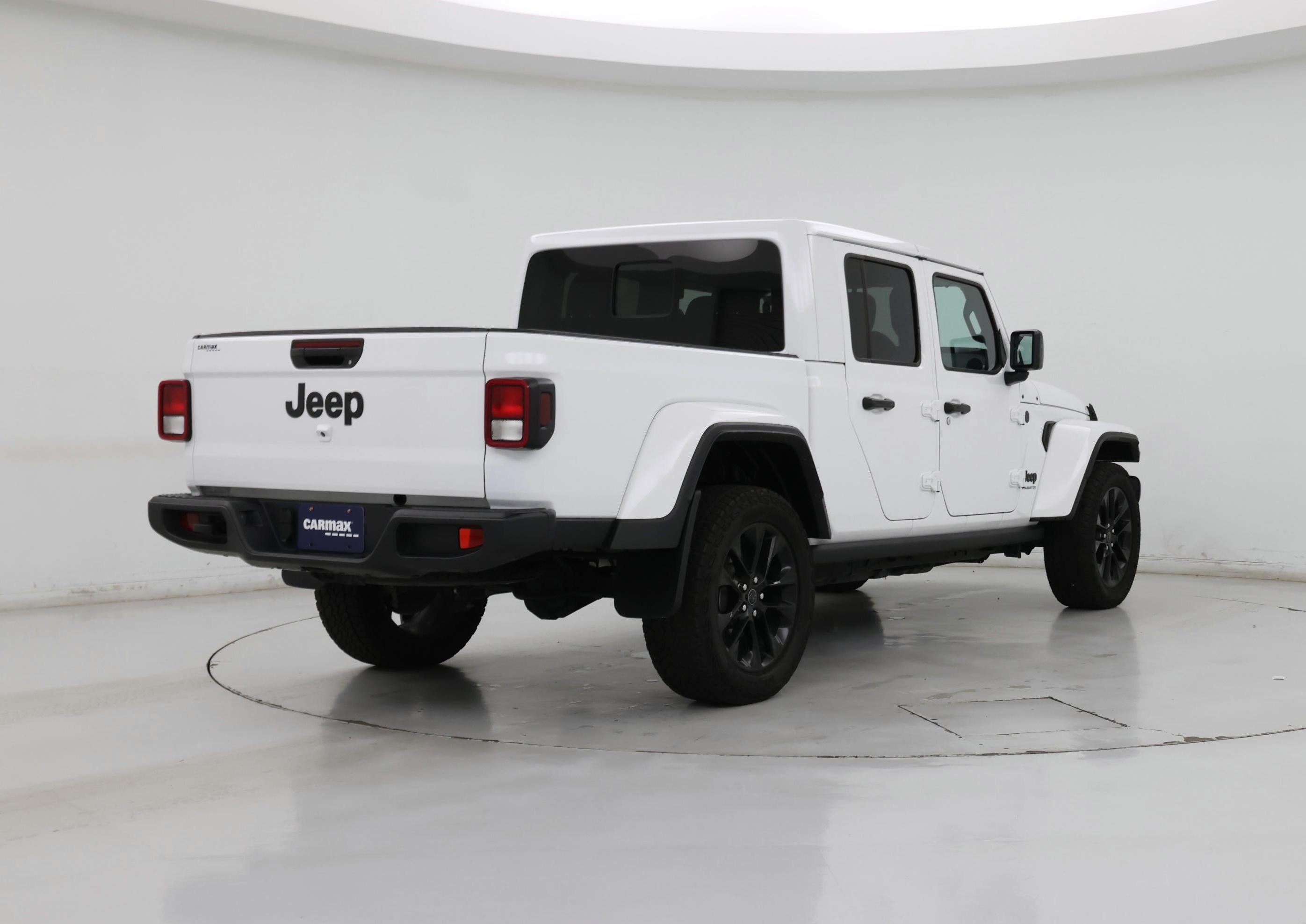 Thumbnail: 2024 Jeep Gladiator - 8