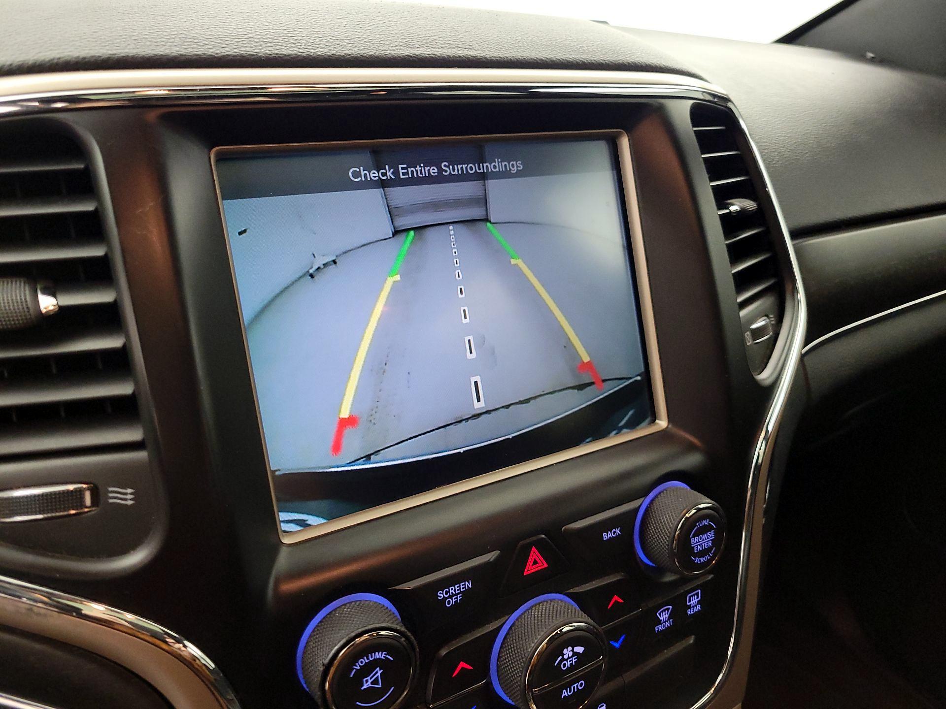Thumbnail: 2015 Jeep Grand Cherokee - 15