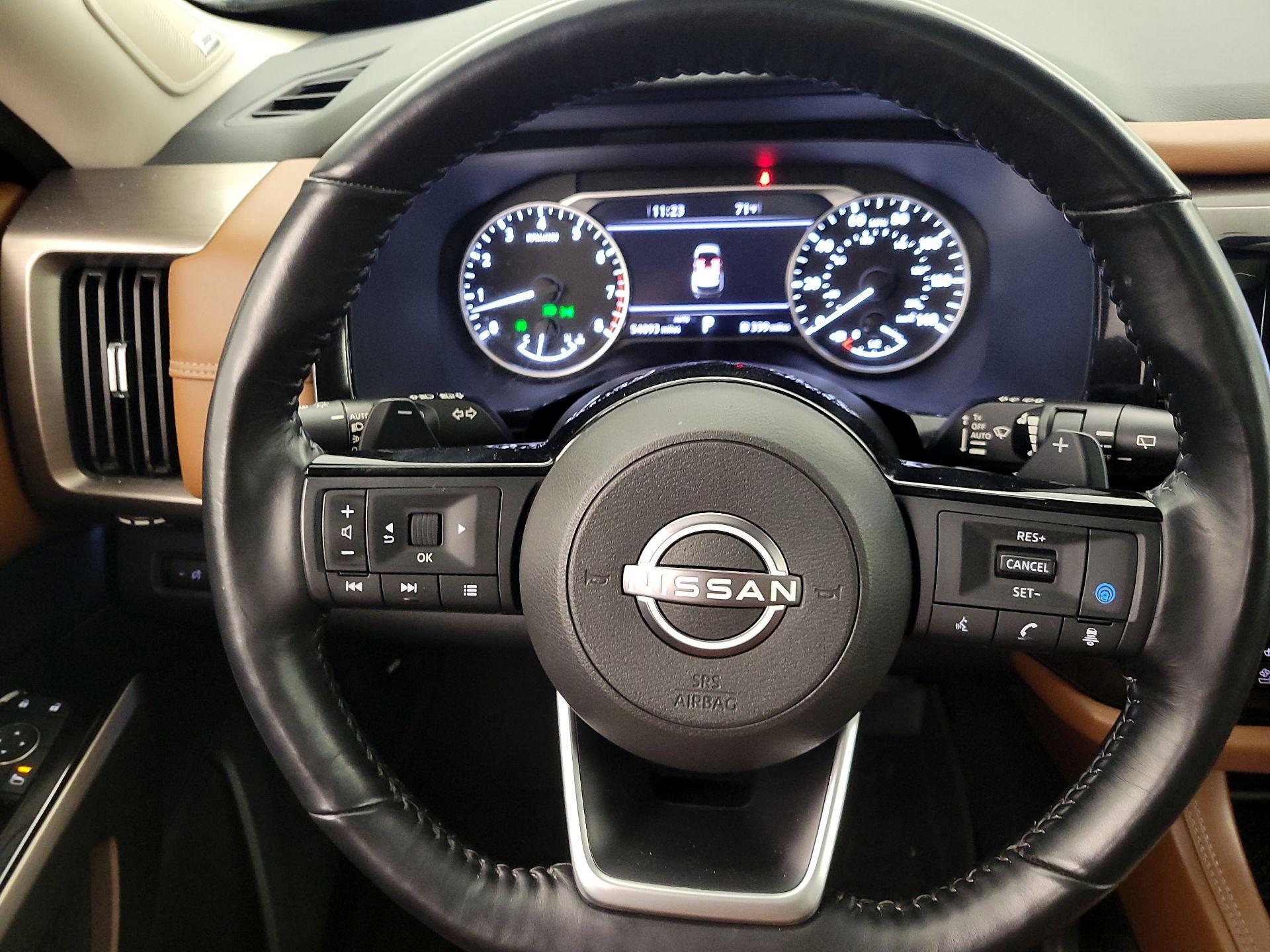 Thumbnail: 2022 Nissan Pathfinder - 10