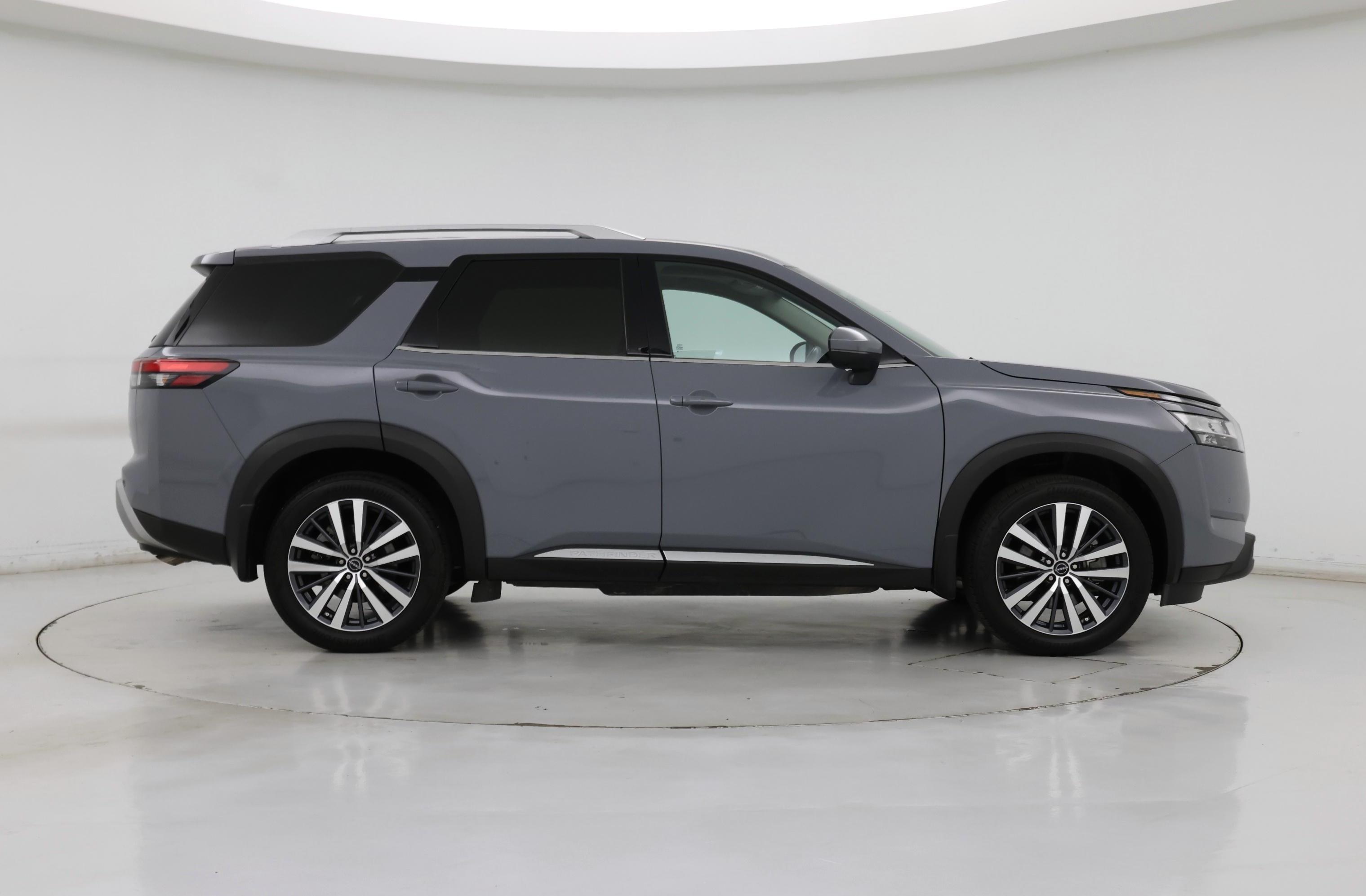 Thumbnail: 2022 Nissan Pathfinder - 7