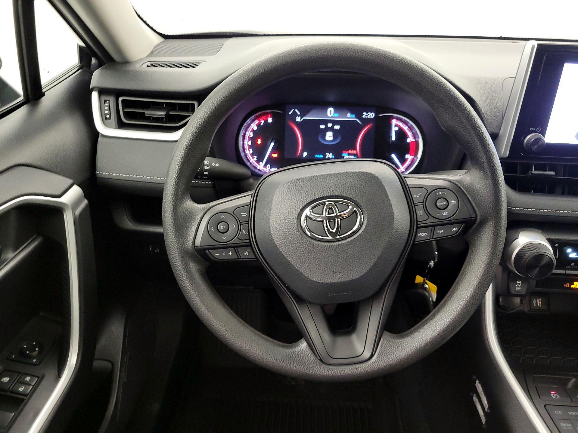Thumbnail: 2024 Toyota RAV4 - 10