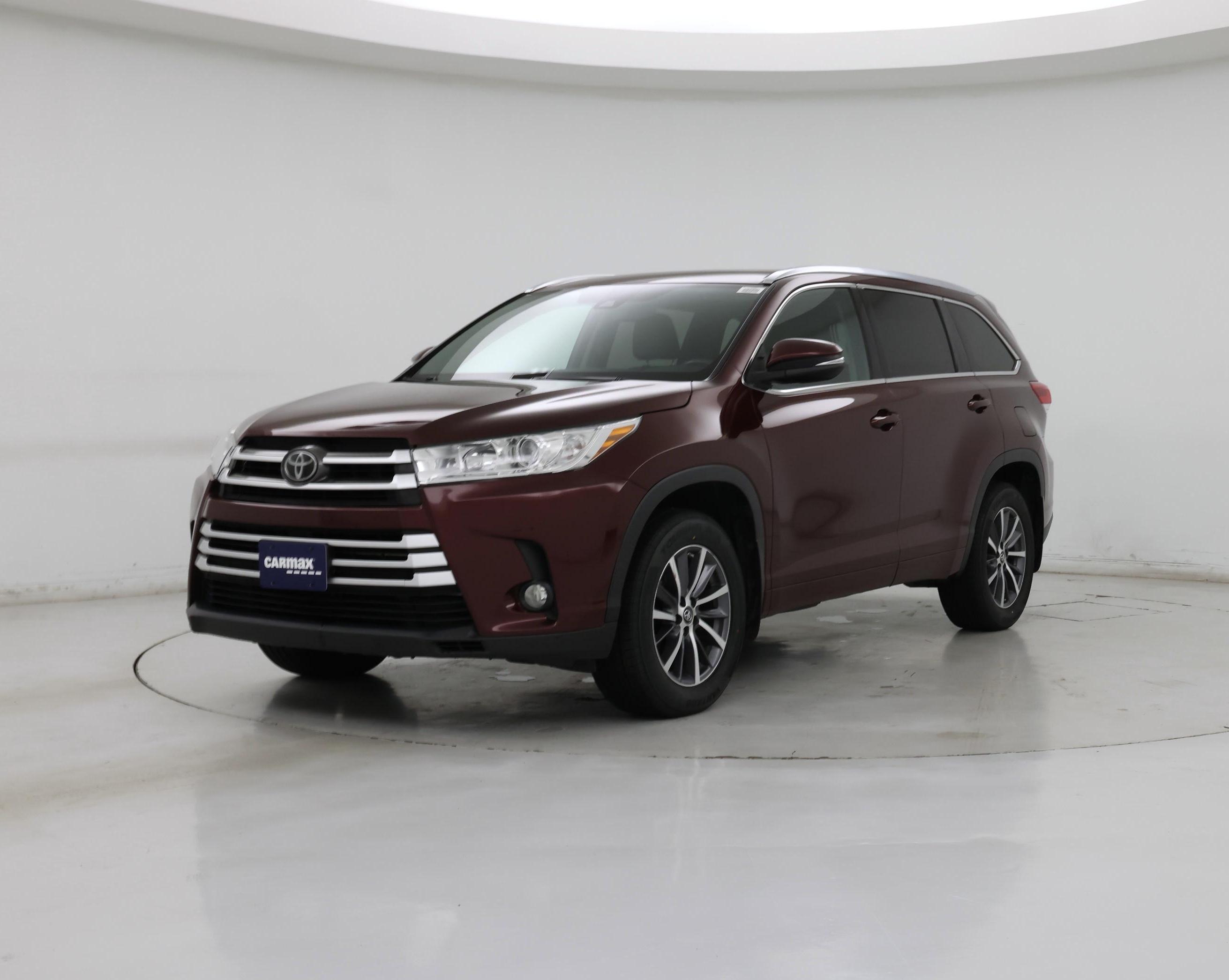 Thumbnail: 2017 Toyota Highlander - 4