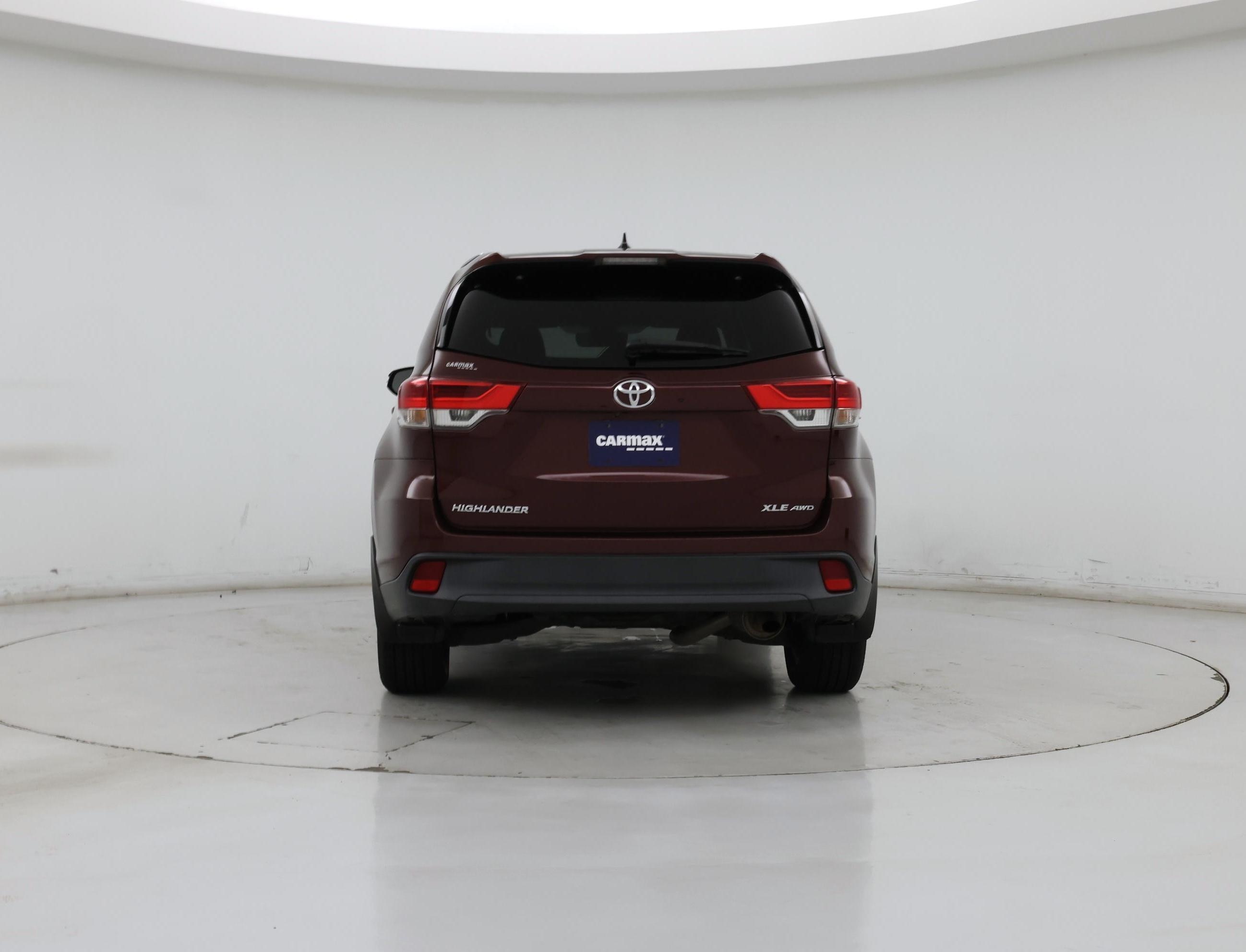 Thumbnail: 2017 Toyota Highlander - 6