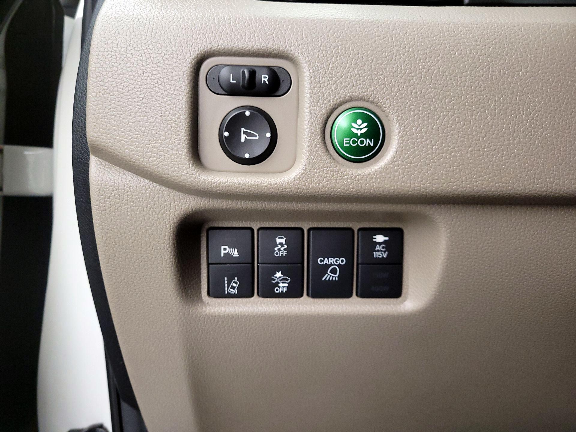 Thumbnail: 2019 Honda Ridgeline - 13