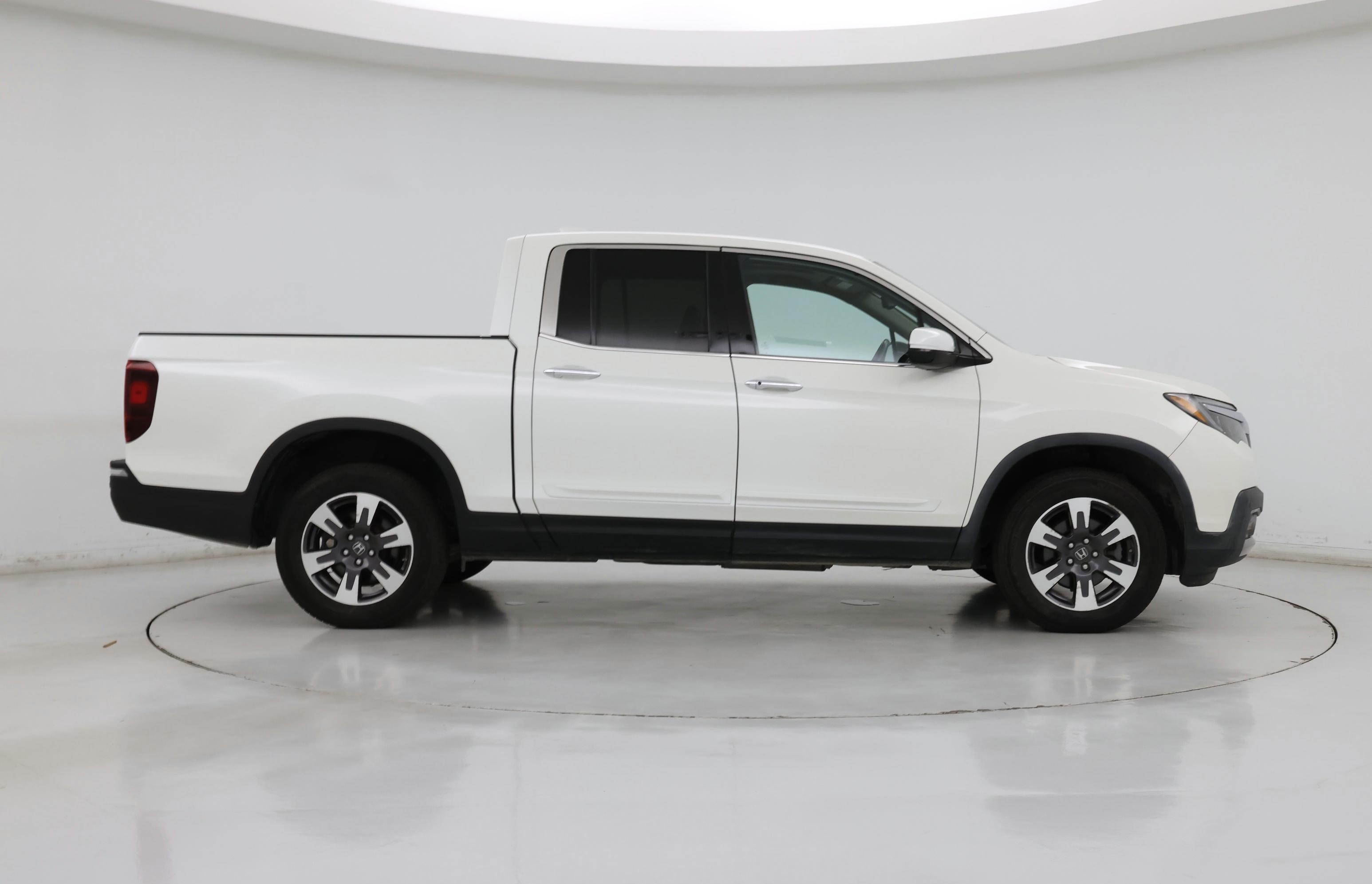 Thumbnail: 2019 Honda Ridgeline - 7