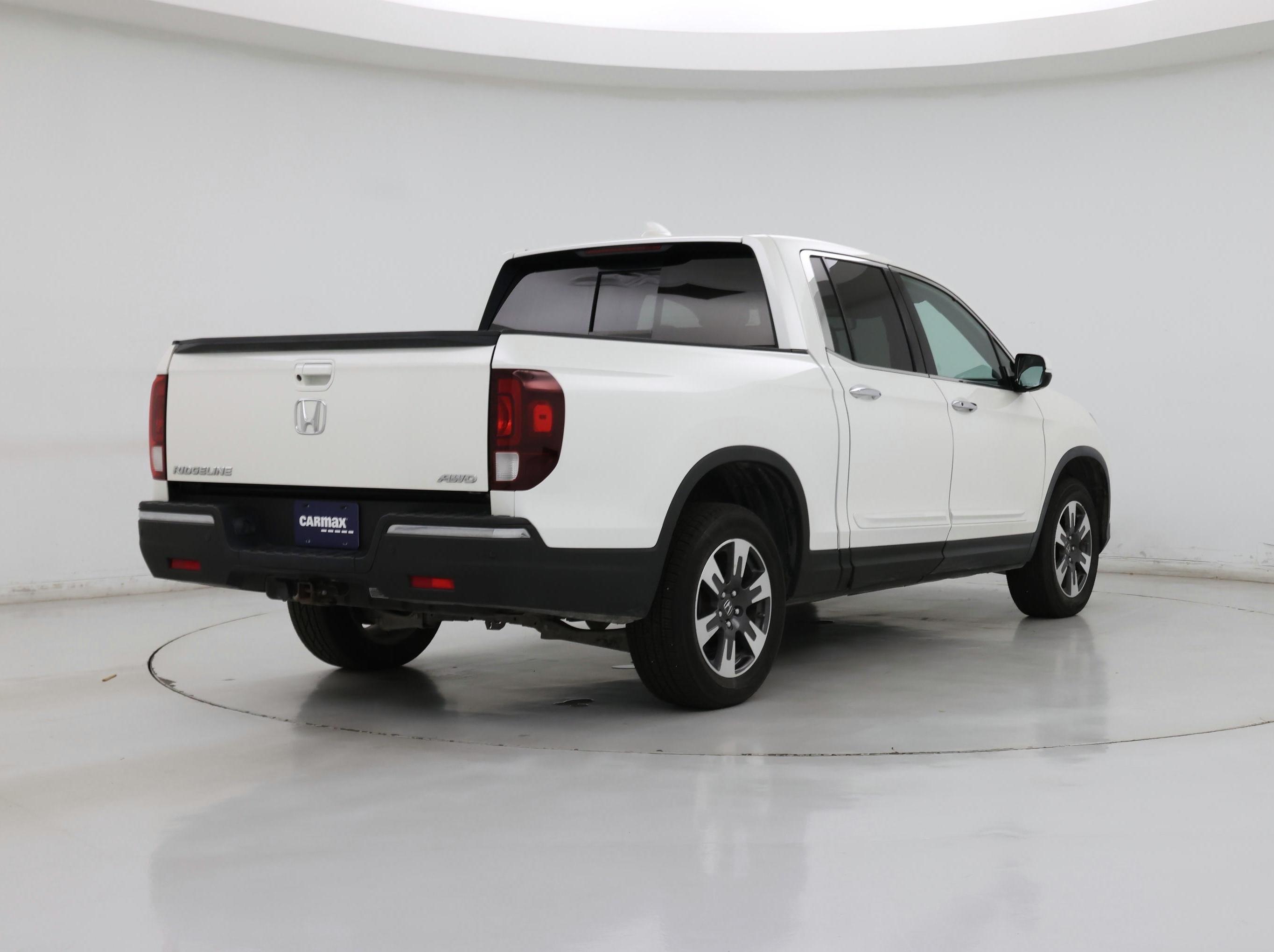 Thumbnail: 2019 Honda Ridgeline - 8