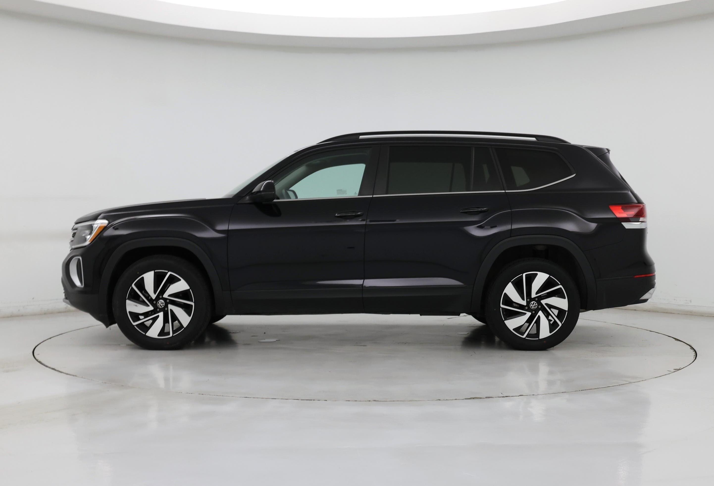 Thumbnail: 2024 Volkswagen Atlas - 3