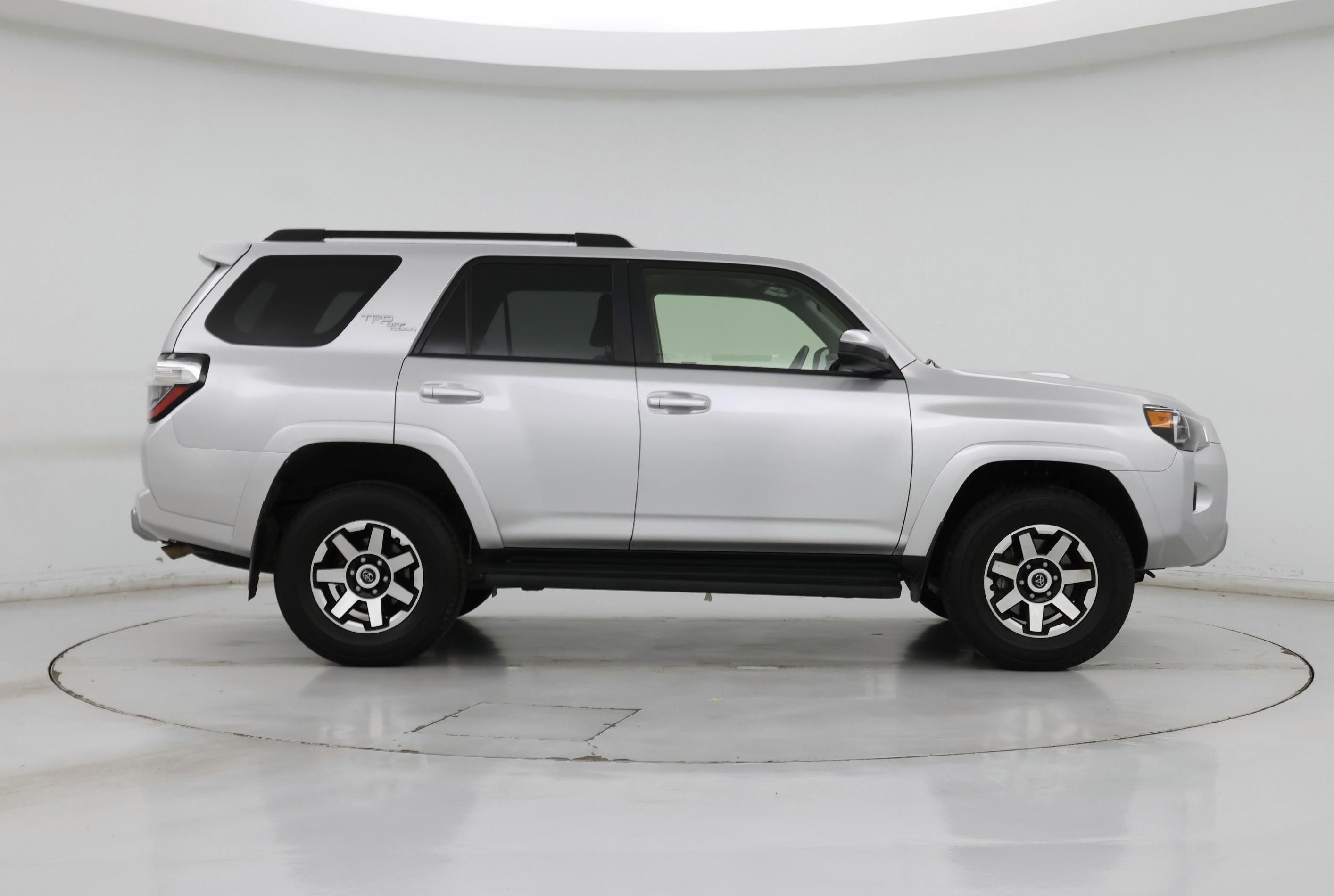 Thumbnail: 2024 Toyota 4Runner - 7
