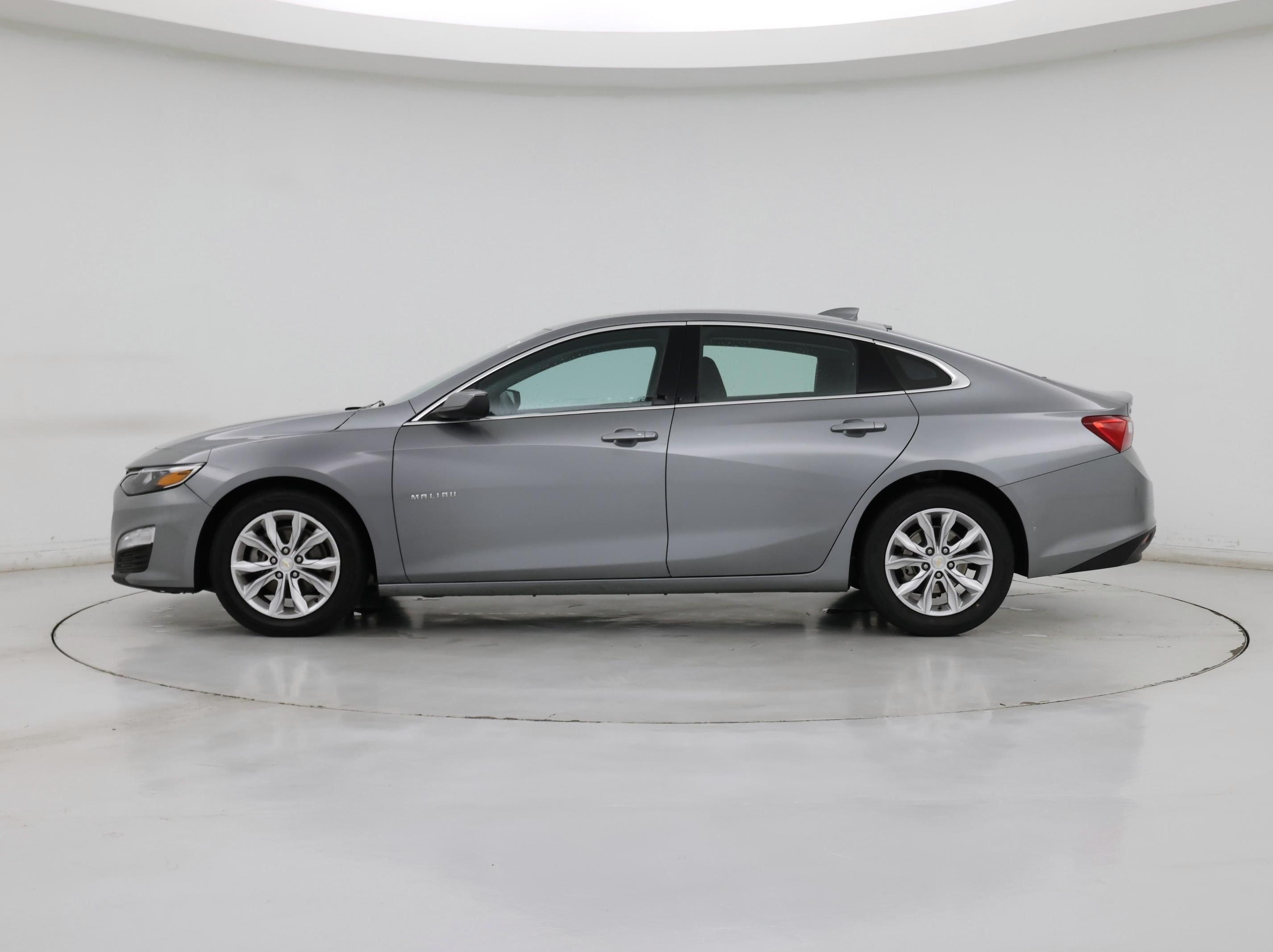 Thumbnail: 2023 Chevrolet Malibu - 3