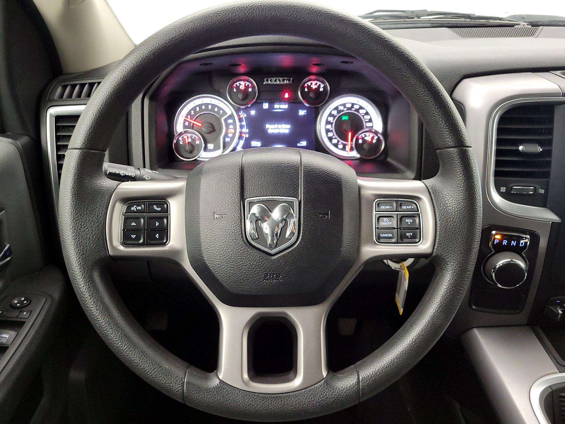 Thumbnail: 2023 RAM 1500 Classic - 10