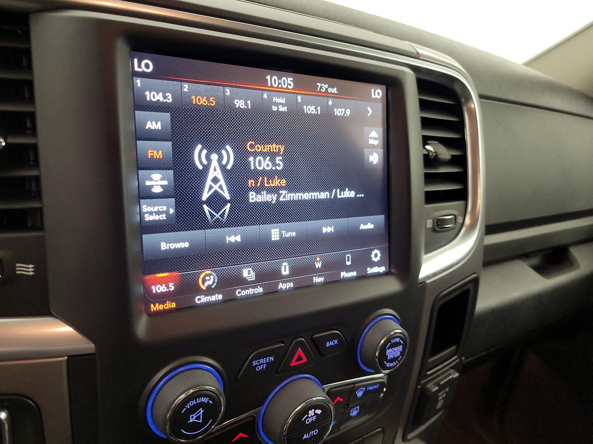 Thumbnail: 2023 RAM 1500 Classic - 16