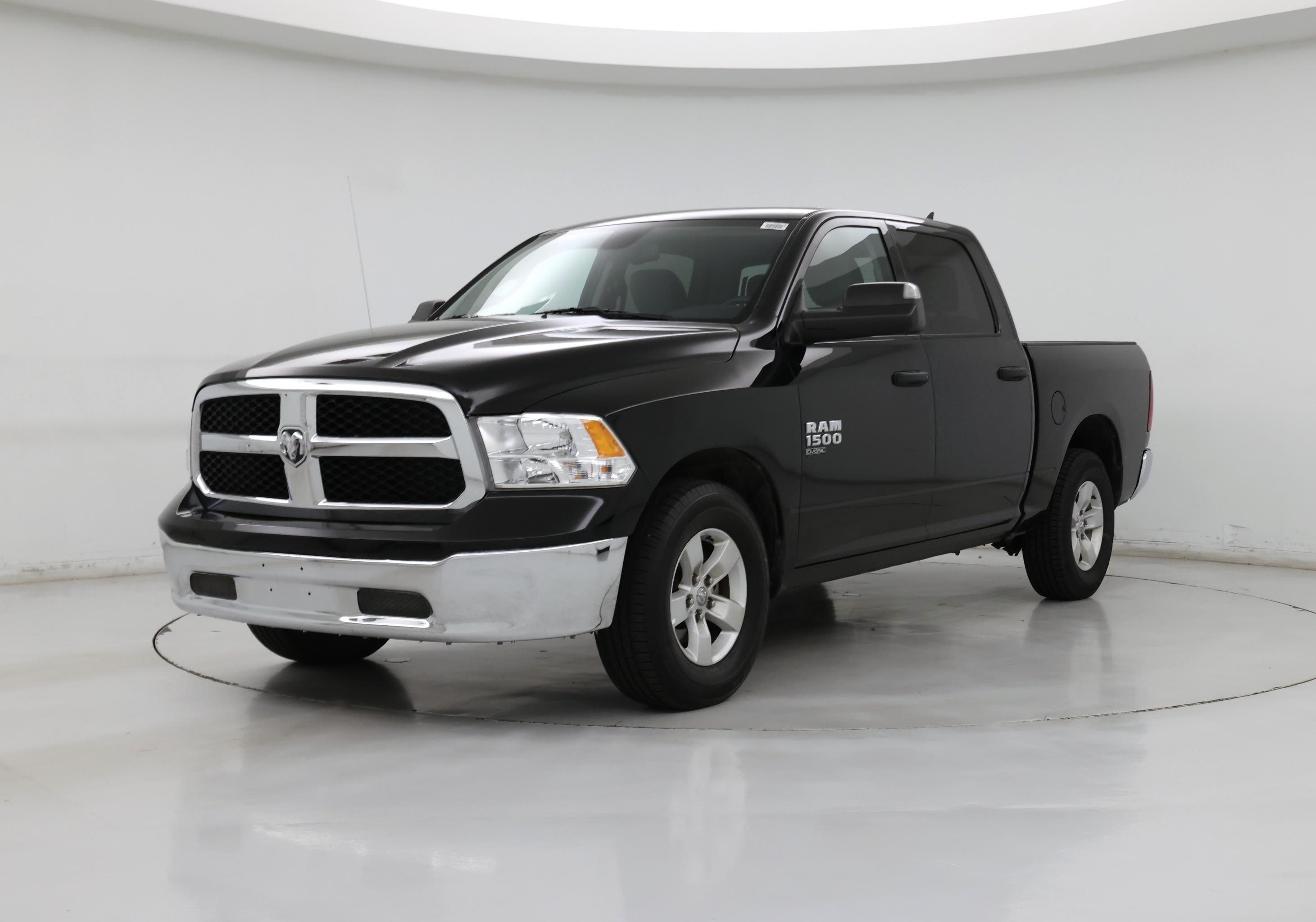 Thumbnail: 2023 RAM 1500 Classic - 4