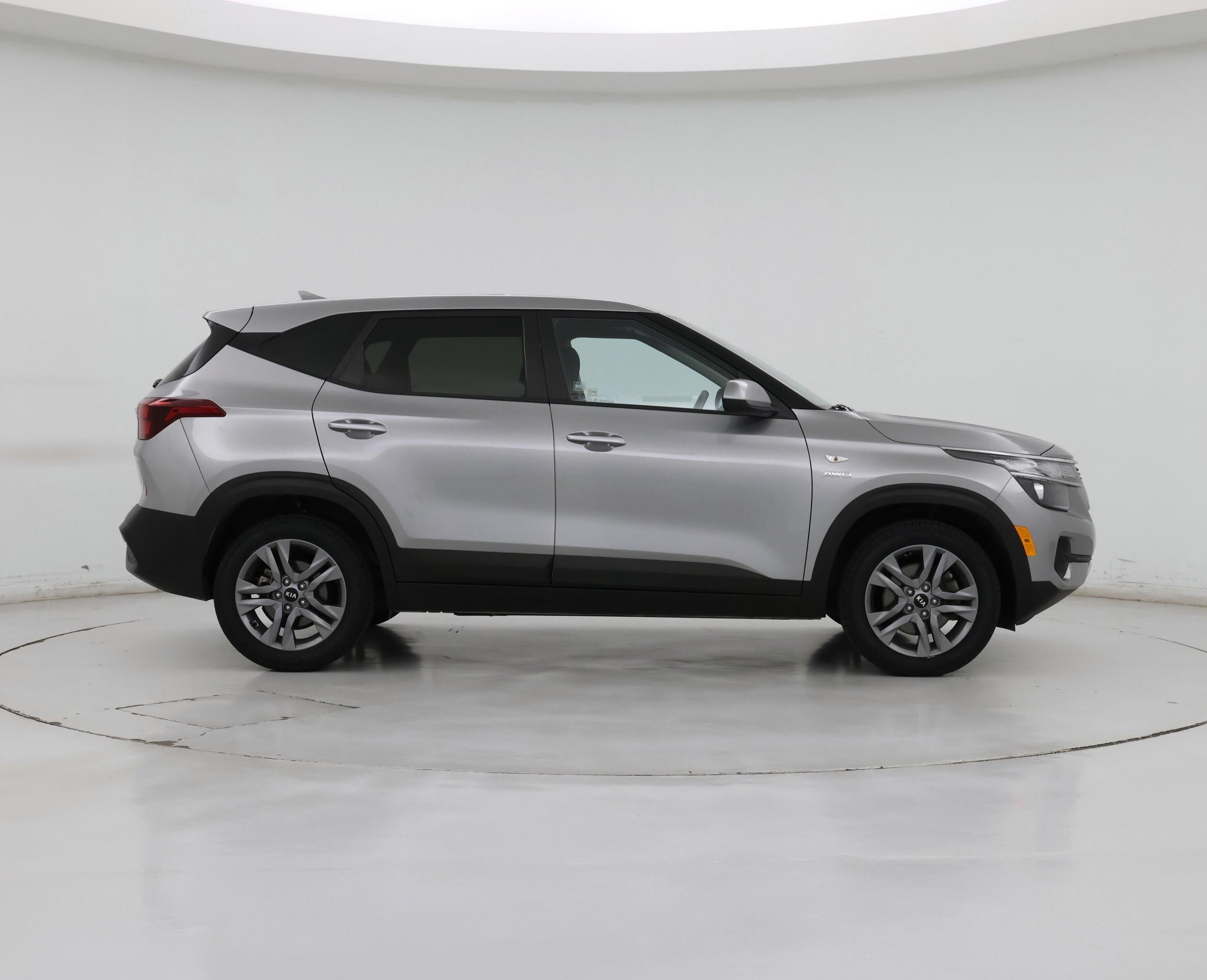 Thumbnail: 2021 Kia Seltos - 7