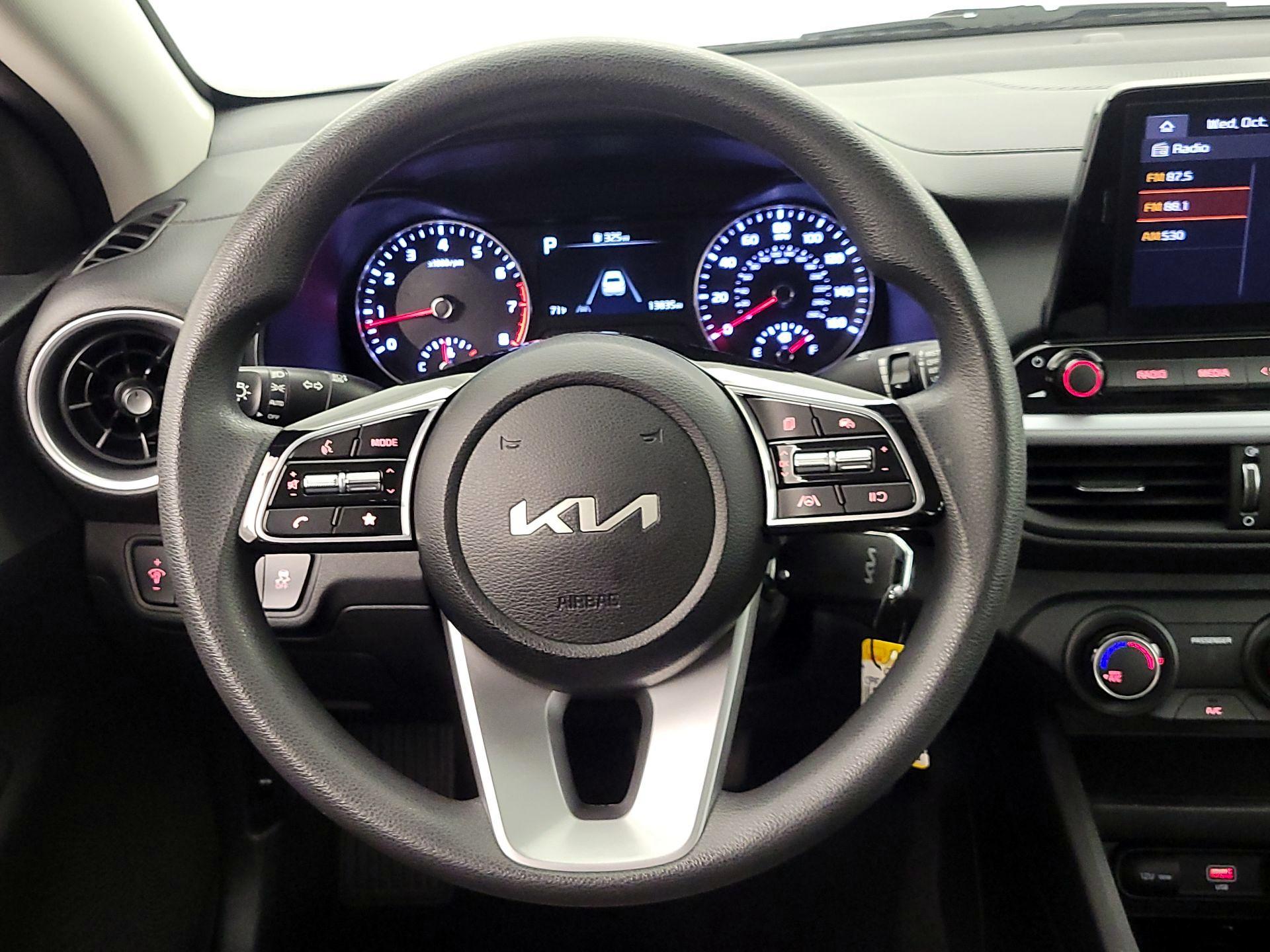 Thumbnail: 2023 Kia Forte - 10