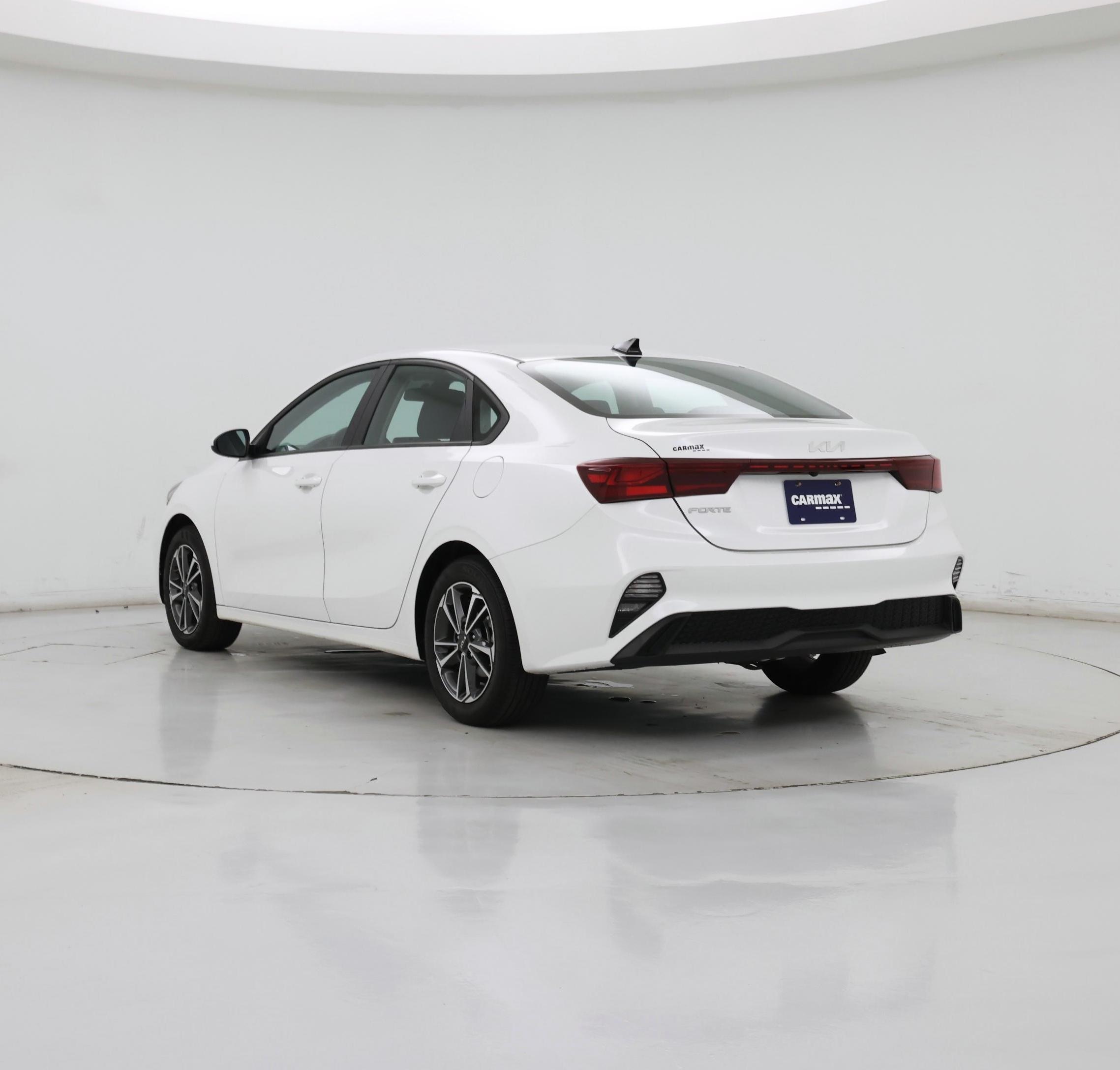 Thumbnail: 2023 Kia Forte - 2