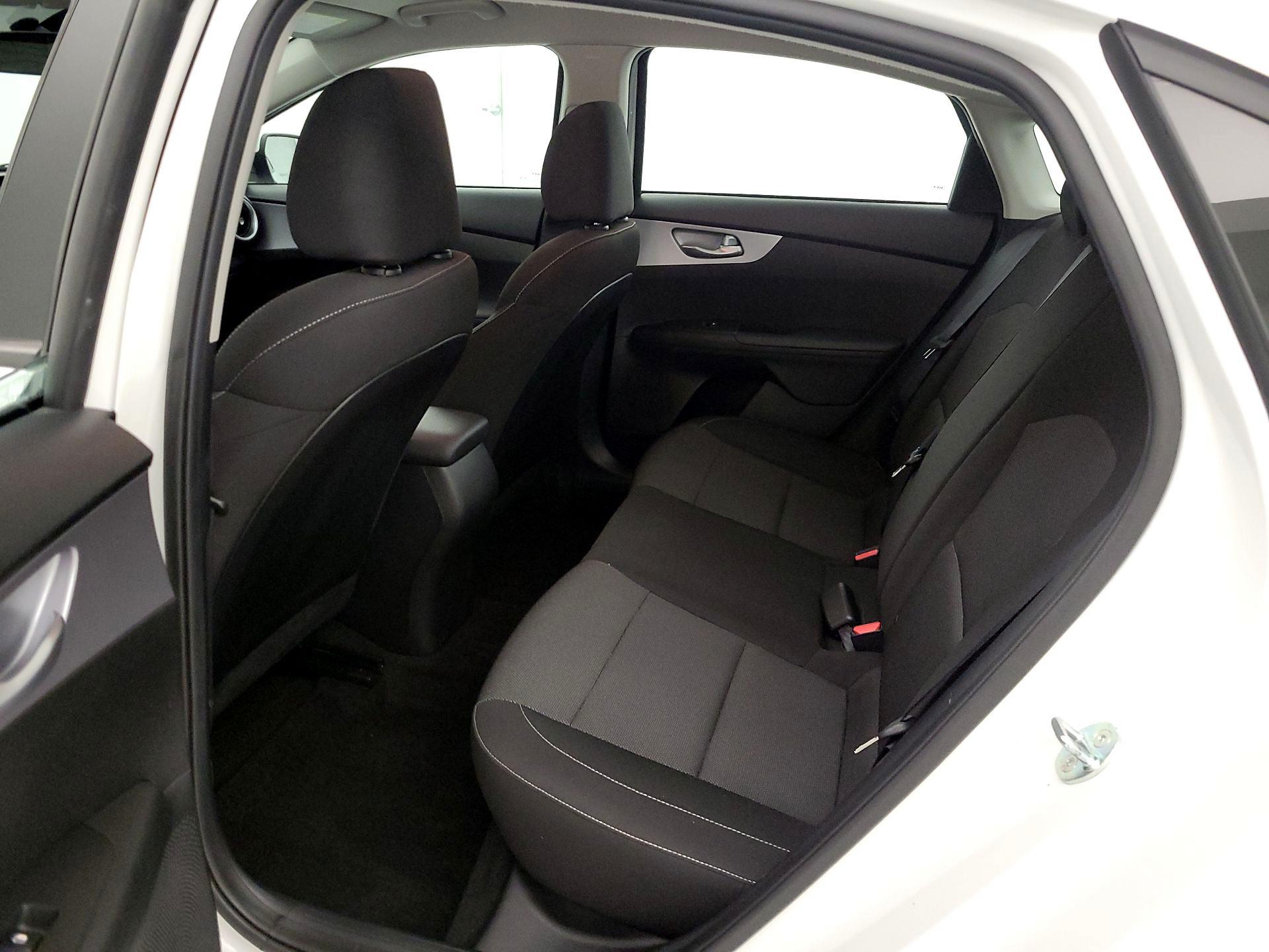 Thumbnail: 2023 Kia Forte - 19