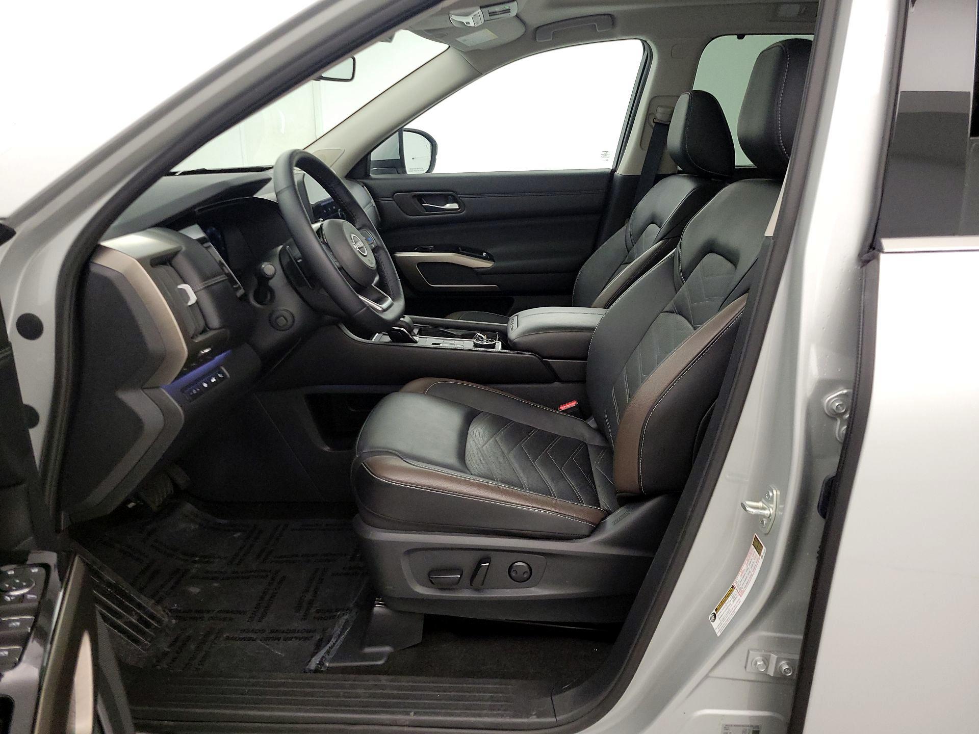 Thumbnail: 2024 Nissan Pathfinder - 11