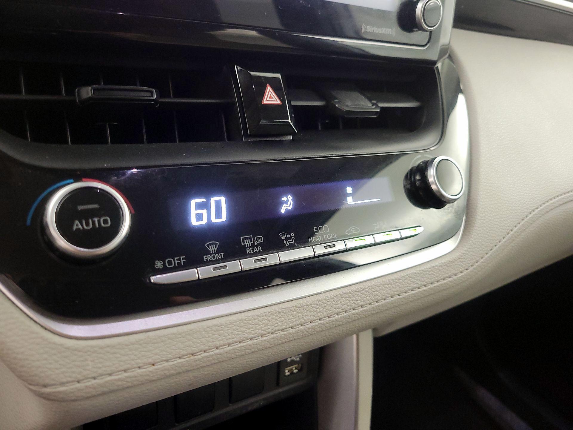 Thumbnail: 2022 Toyota Corolla Cross - 16