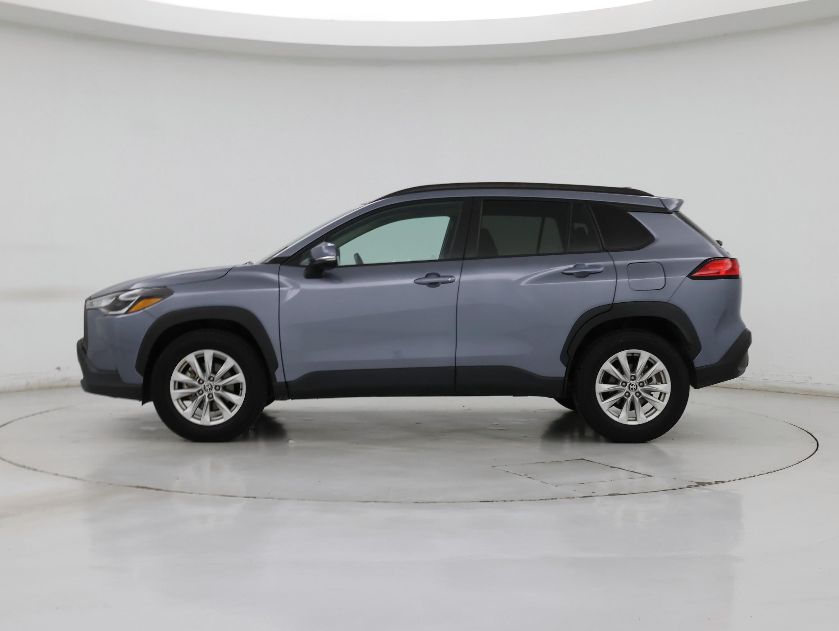 Thumbnail: 2022 Toyota Corolla Cross - 3