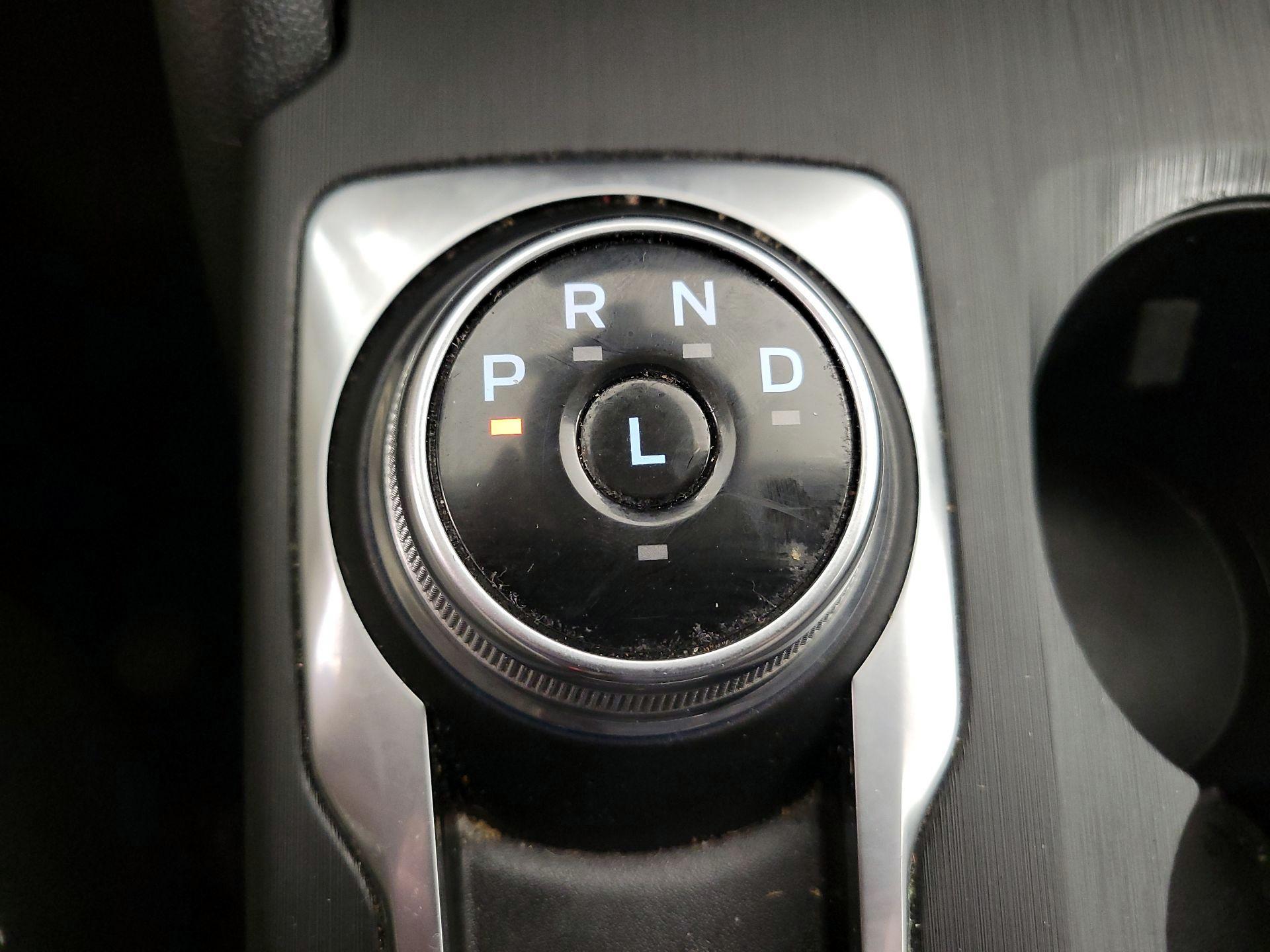 Thumbnail: 2022 Ford Escape - 17