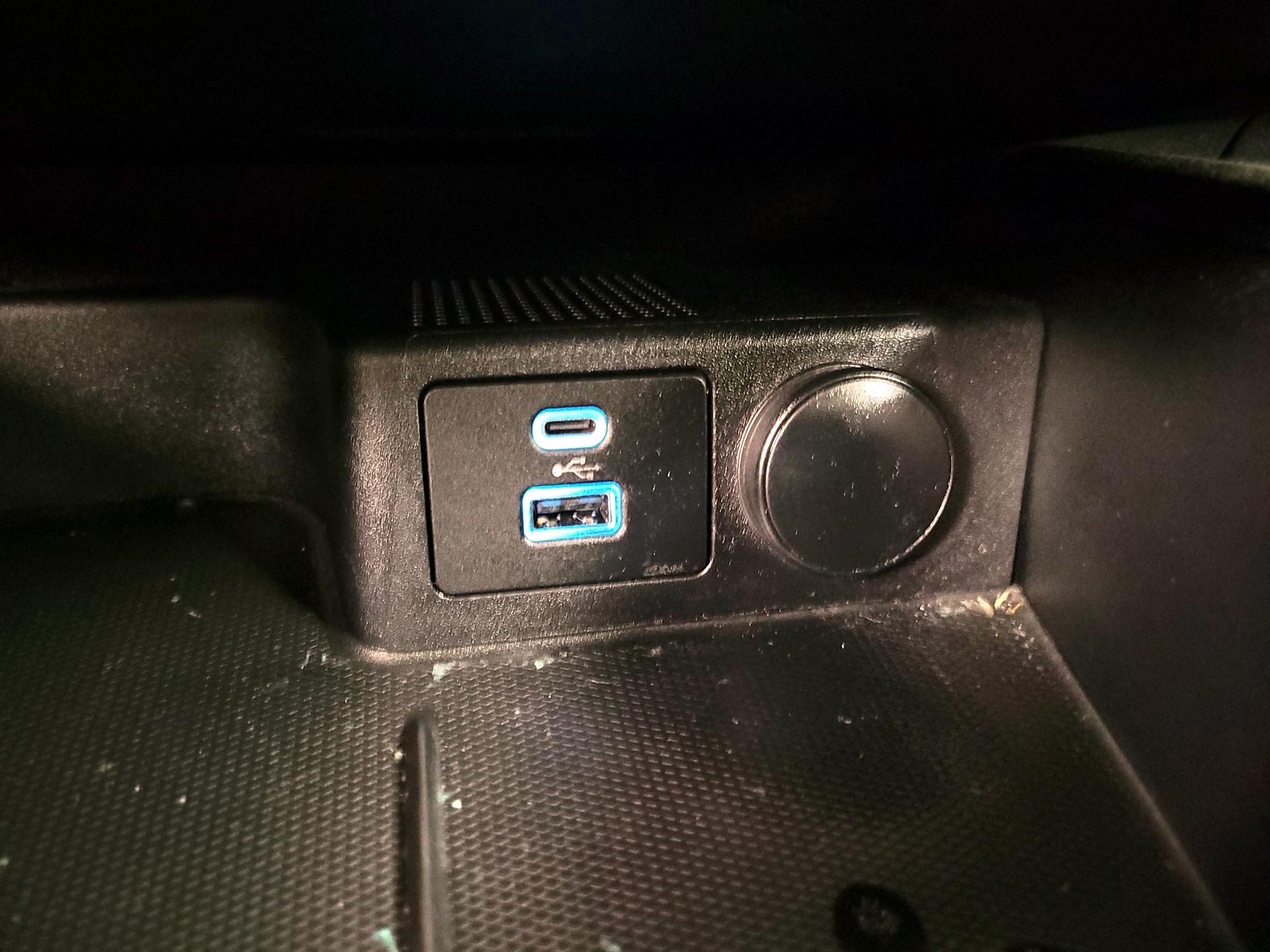 Thumbnail: 2022 Ford Escape - 18