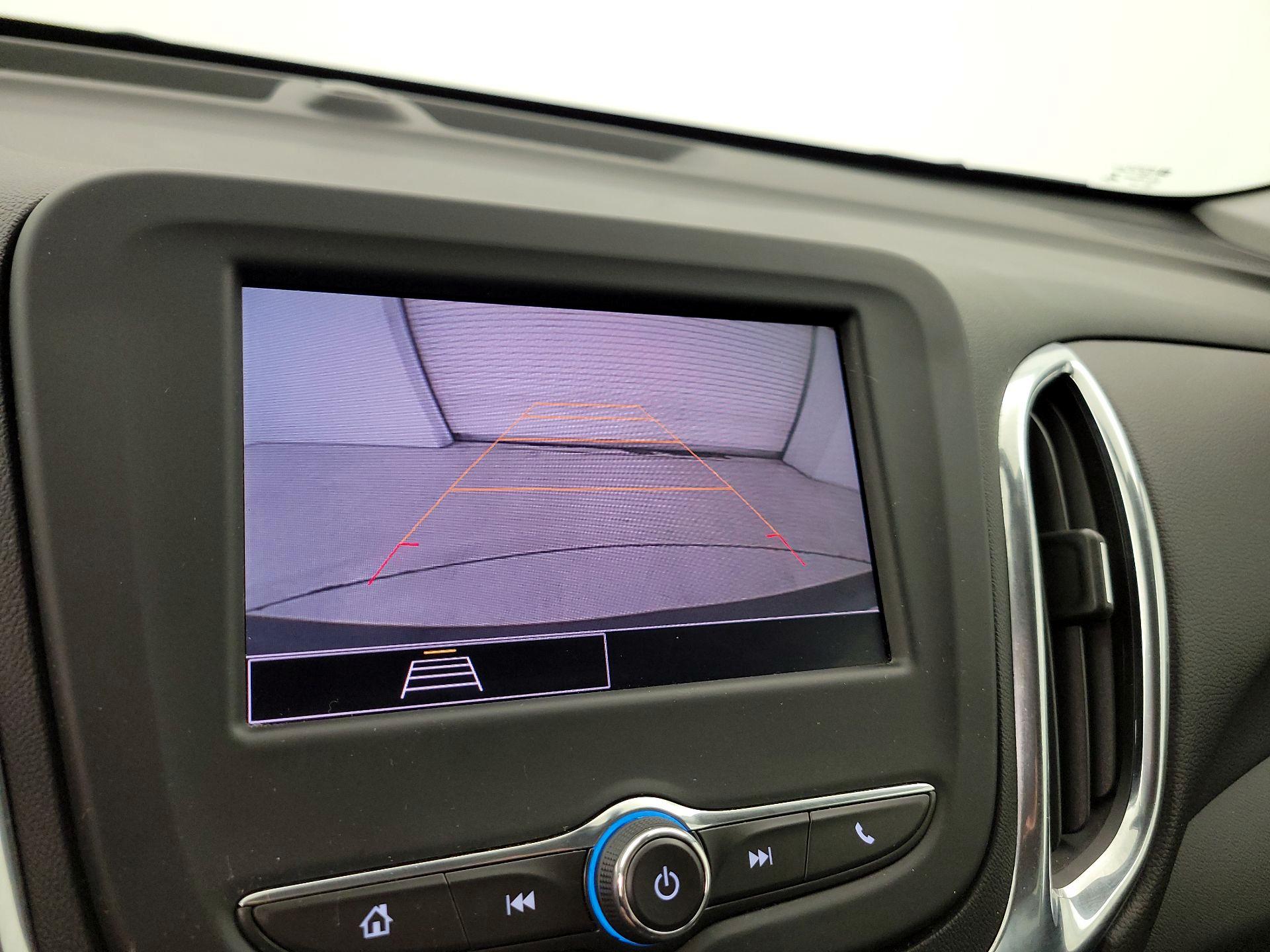 Thumbnail: 2022 Chevrolet Equinox - 14