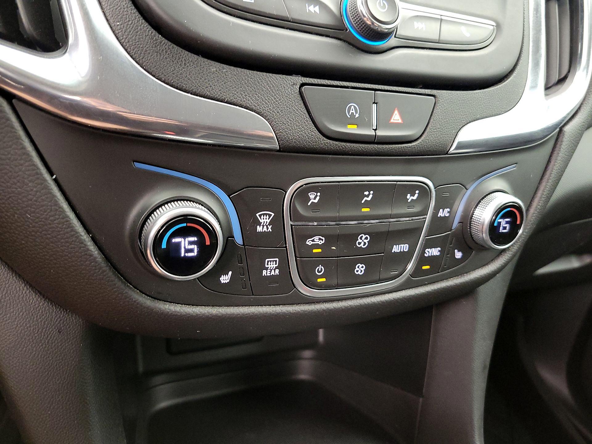 Thumbnail: 2022 Chevrolet Equinox - 16