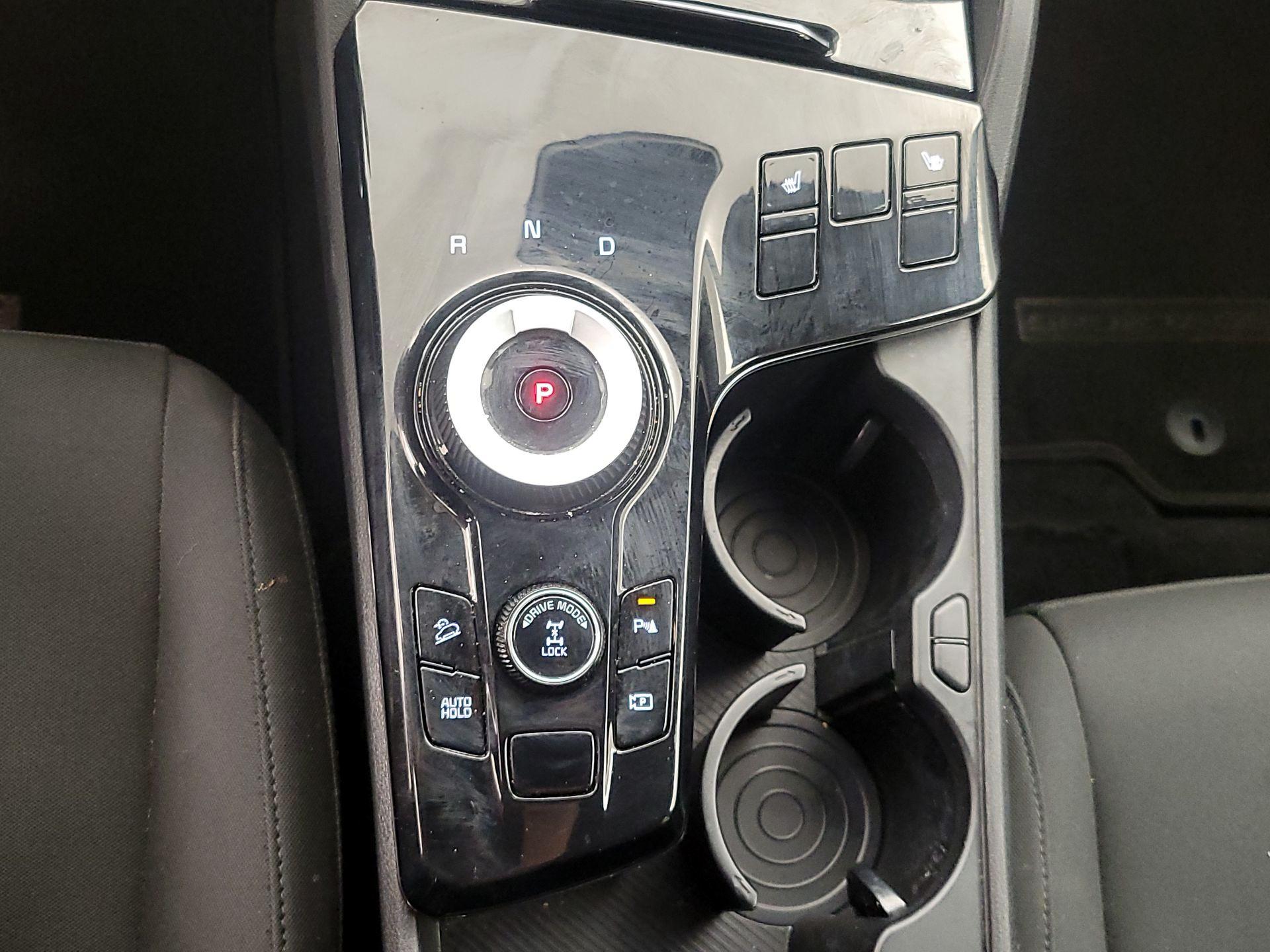 Thumbnail: 2023 Kia Sportage - 17