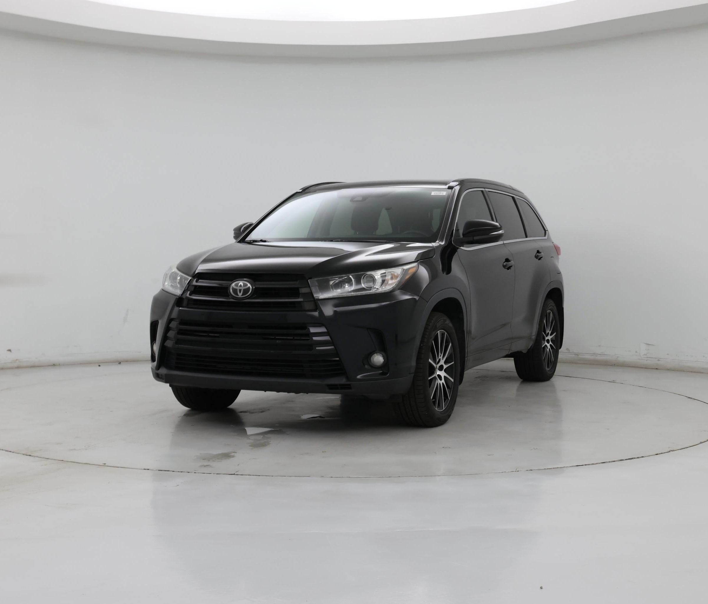 Thumbnail: 2017 Toyota Highlander - 4